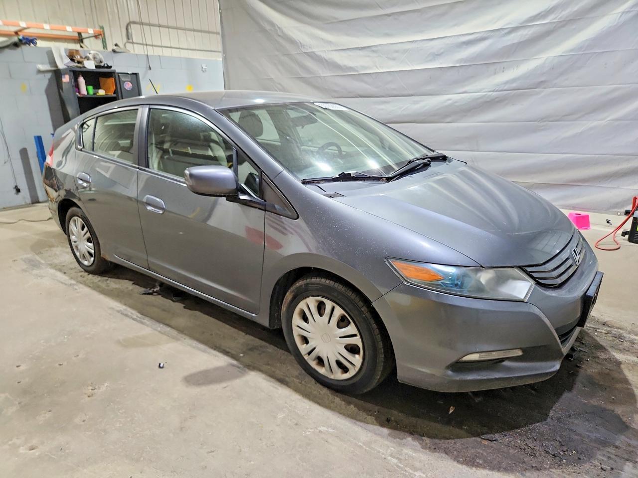 2011 Honda Insight Gray vin: JHMZE2H35BS008247