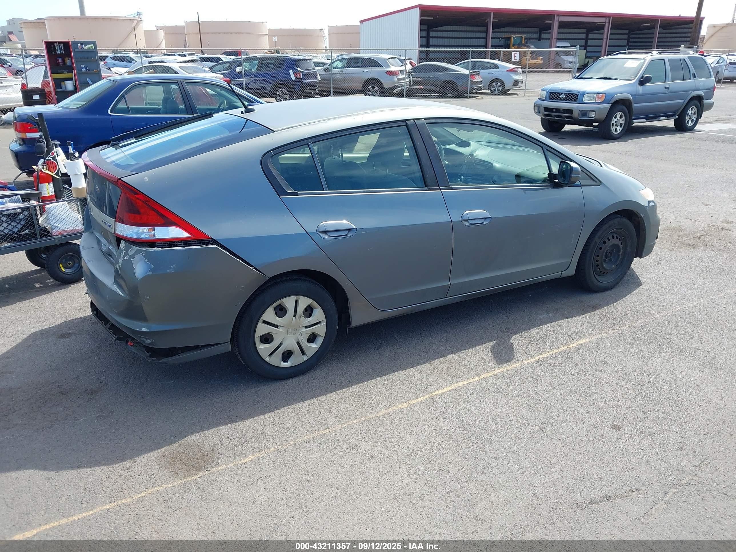 2014 Honda Insight   Gray vin: JHMZE2H37ES001644