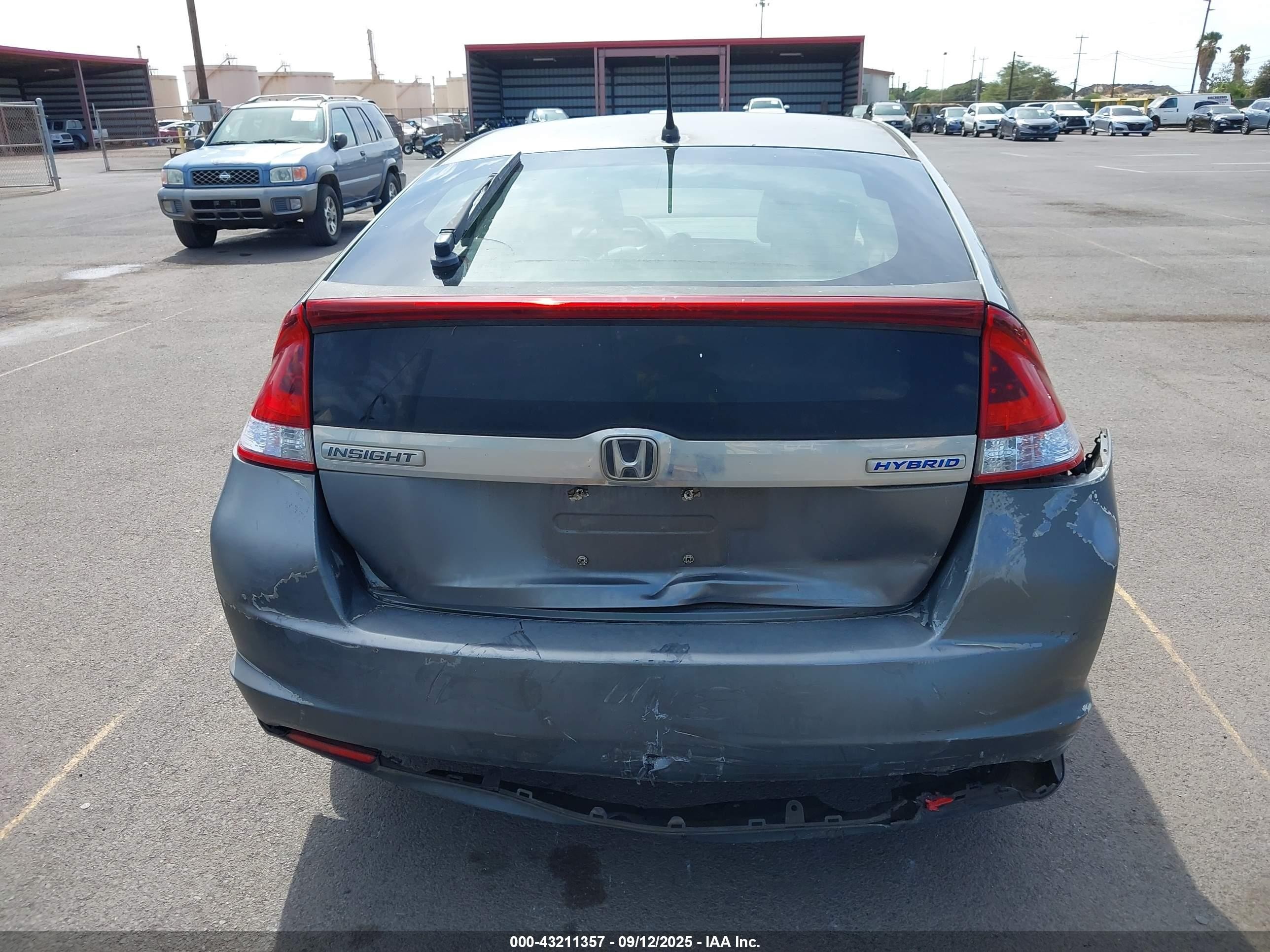 2014 Honda Insight   Gray vin: JHMZE2H37ES001644