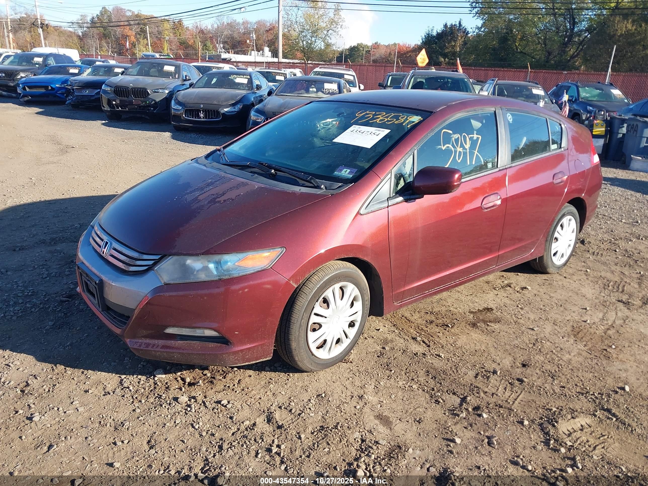 2011 Honda Insight   Burgundy vin: JHMZE2H38BS007335