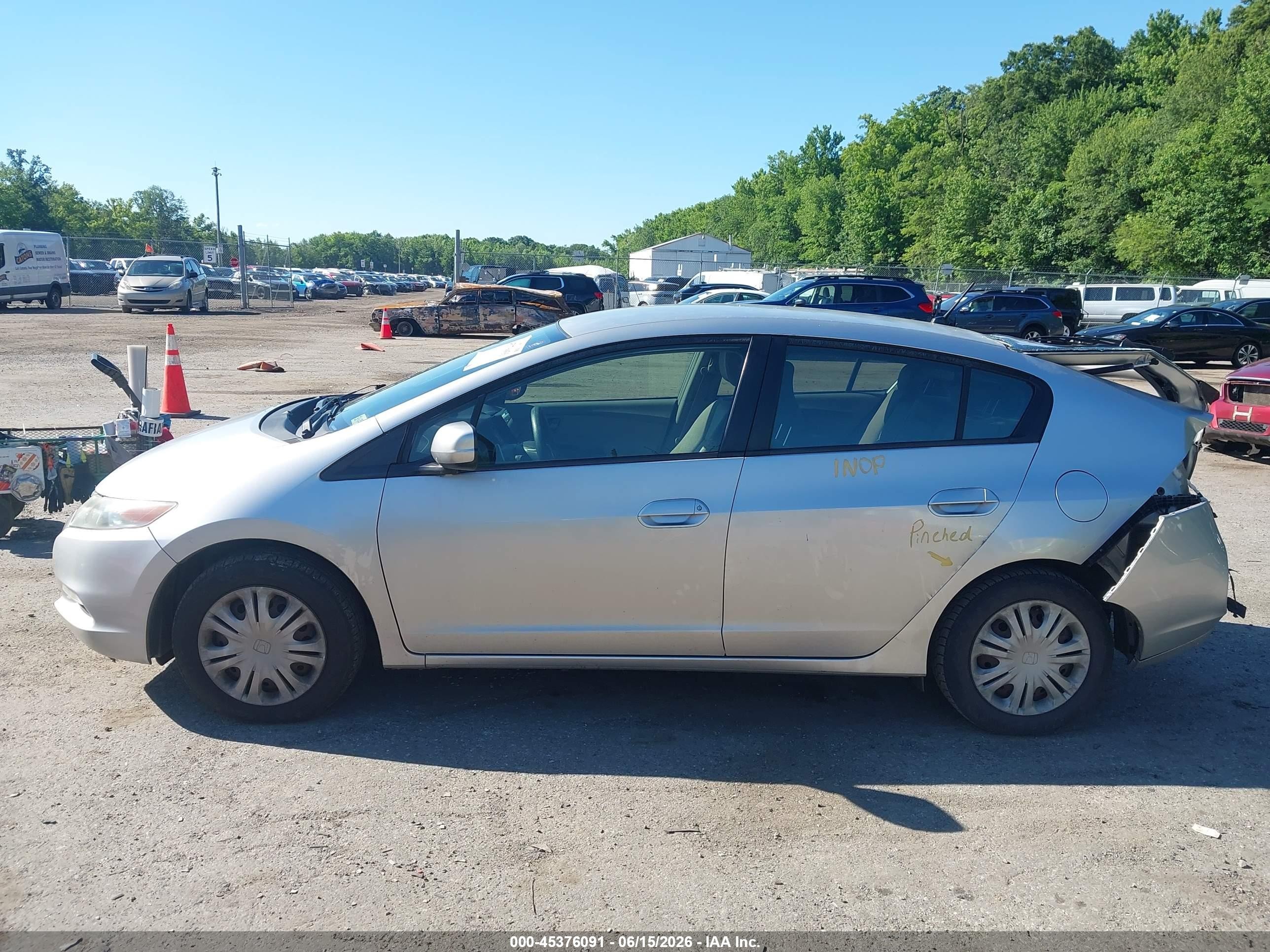2010 Honda Insight Lx Silver vin: JHMZE2H50AS003747