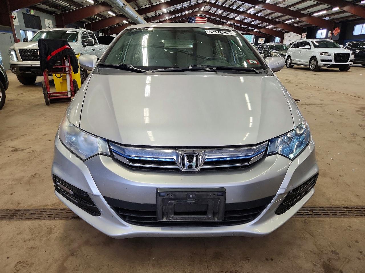 2014 Honda Insight Lx Silver vin: JHMZE2H50ES000191