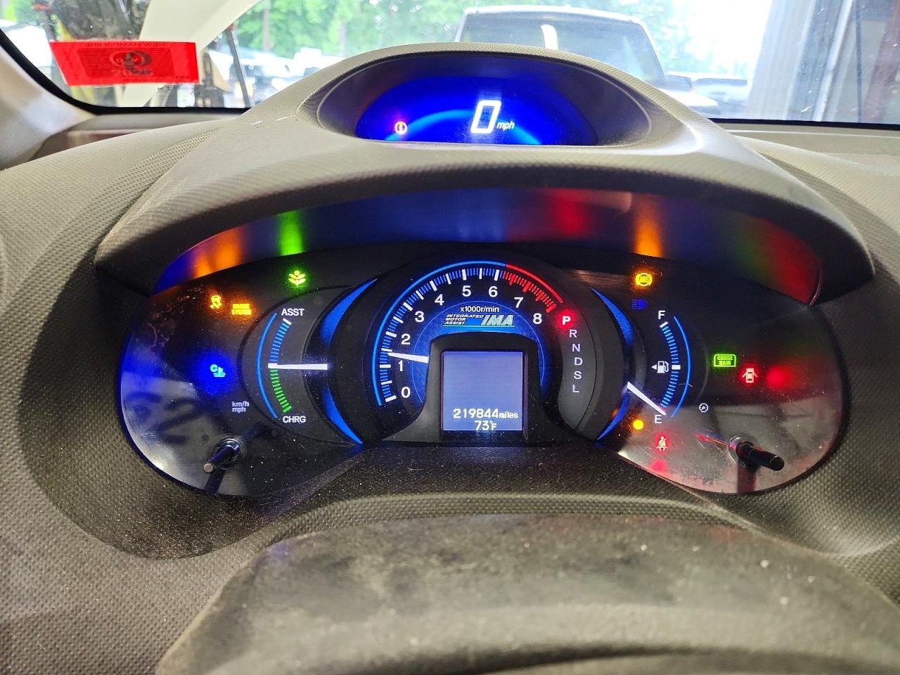 2014 Honda Insight Lx Silver vin: JHMZE2H50ES000191