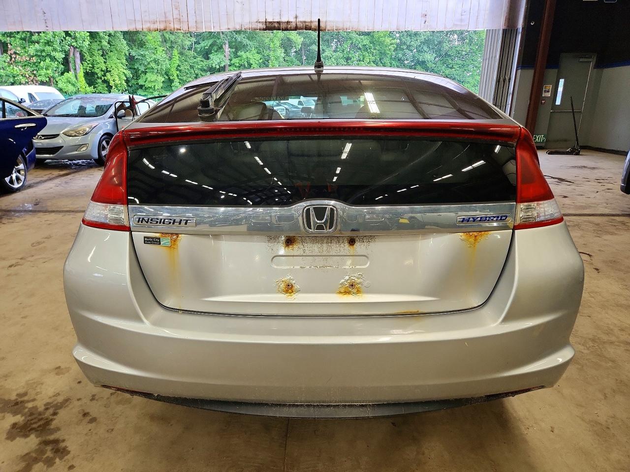 2014 Honda Insight Lx Silver vin: JHMZE2H50ES000191