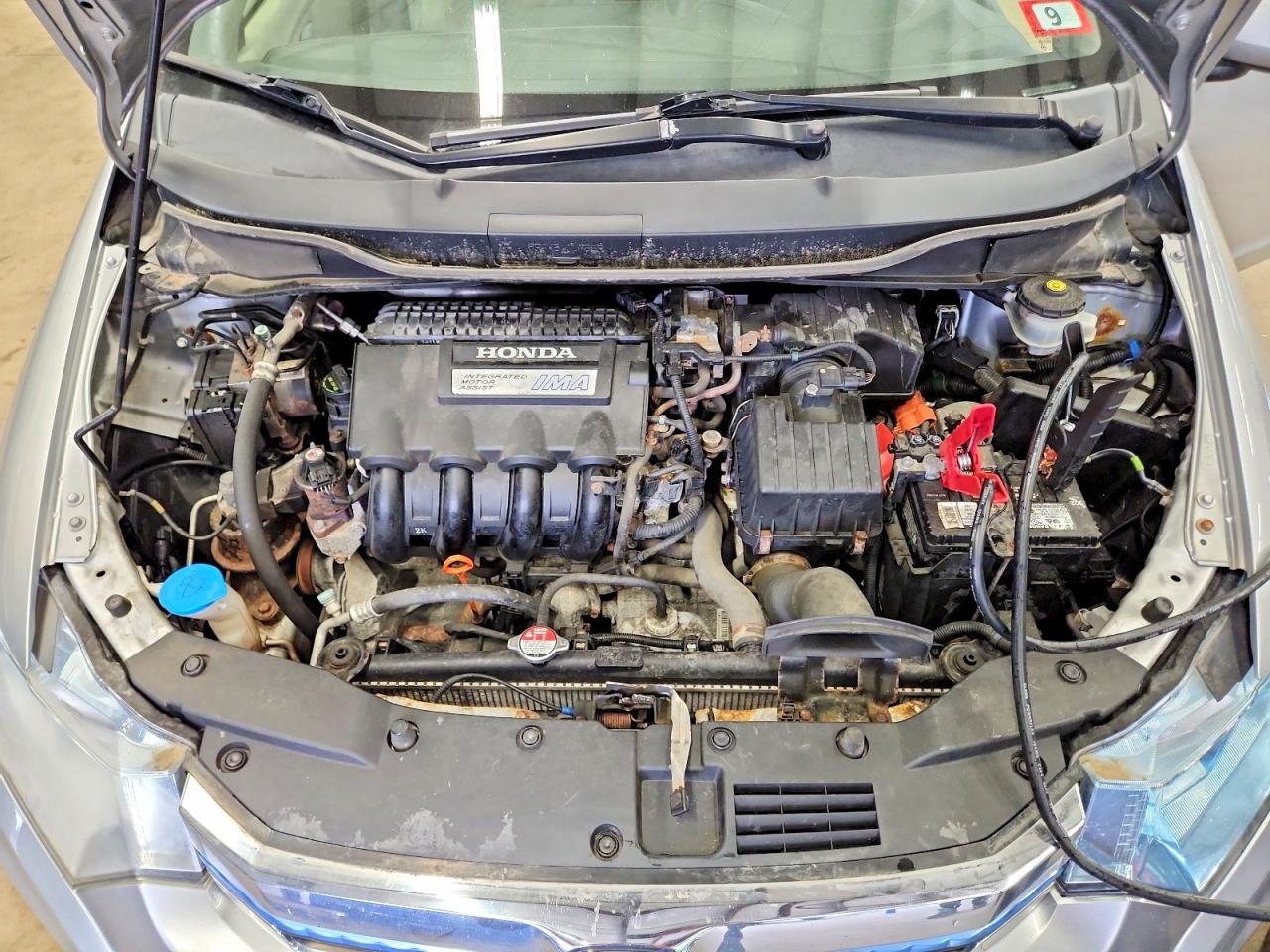 2014 Honda Insight Lx Silver vin: JHMZE2H50ES000191