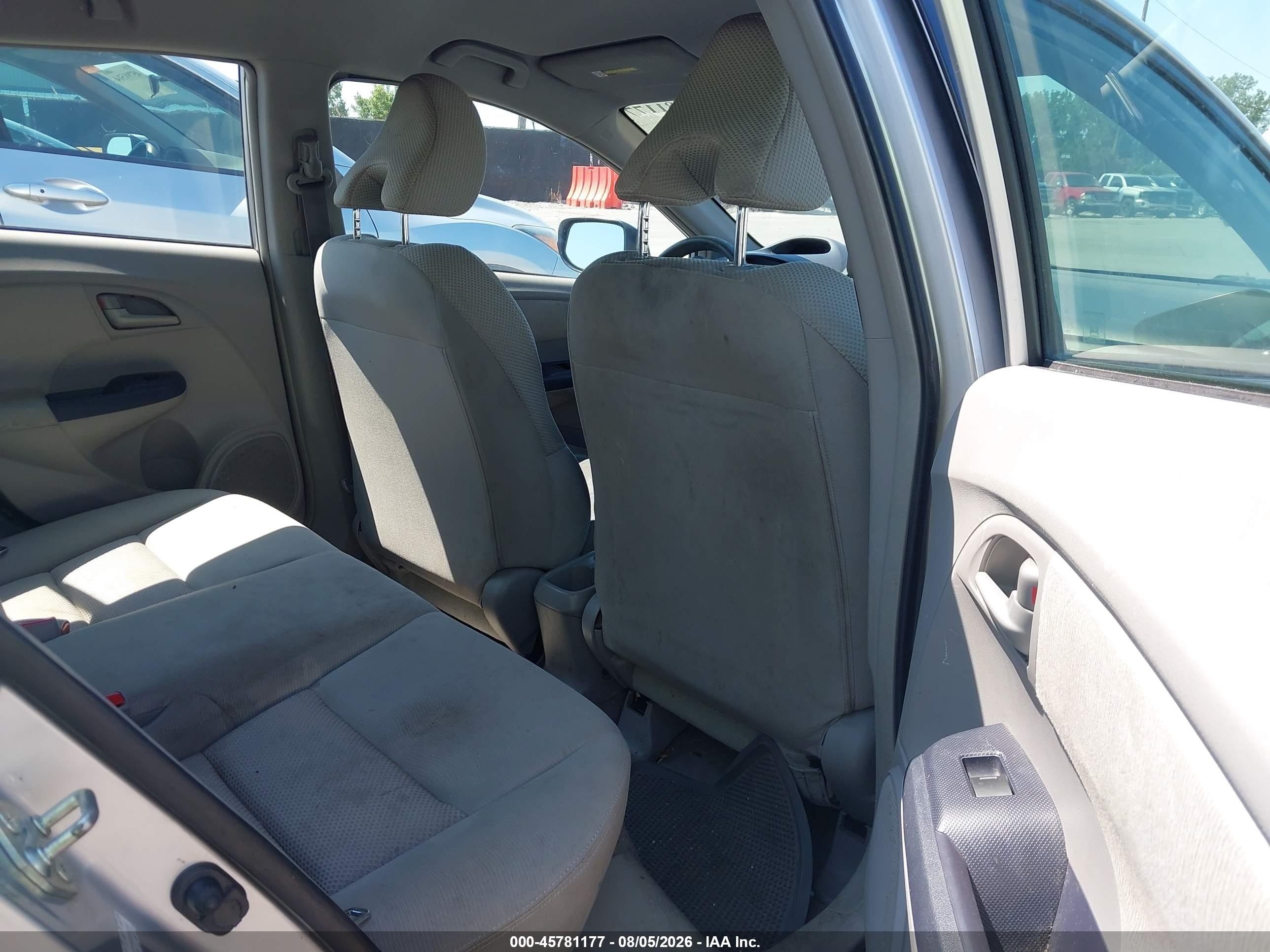 2010 Honda Insight Lx Silver vin: JHMZE2H51AS008200
