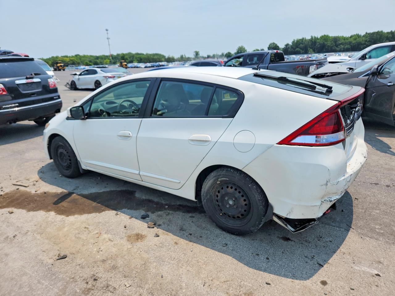 2014 Honda Insight Lx White vin: JHMZE2H52ES000161