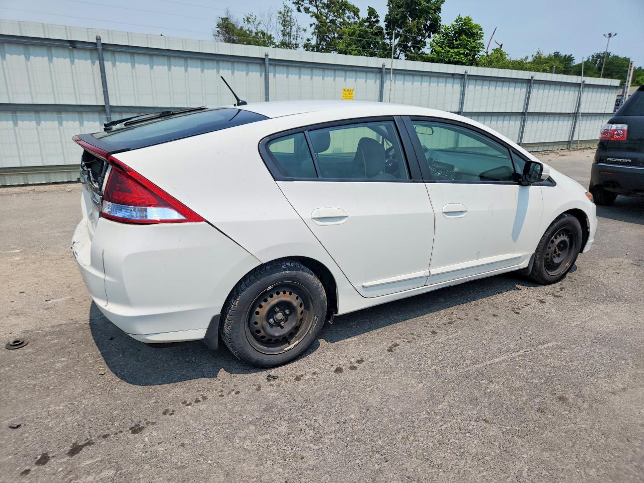 2014 Honda Insight Lx White vin: JHMZE2H52ES000161