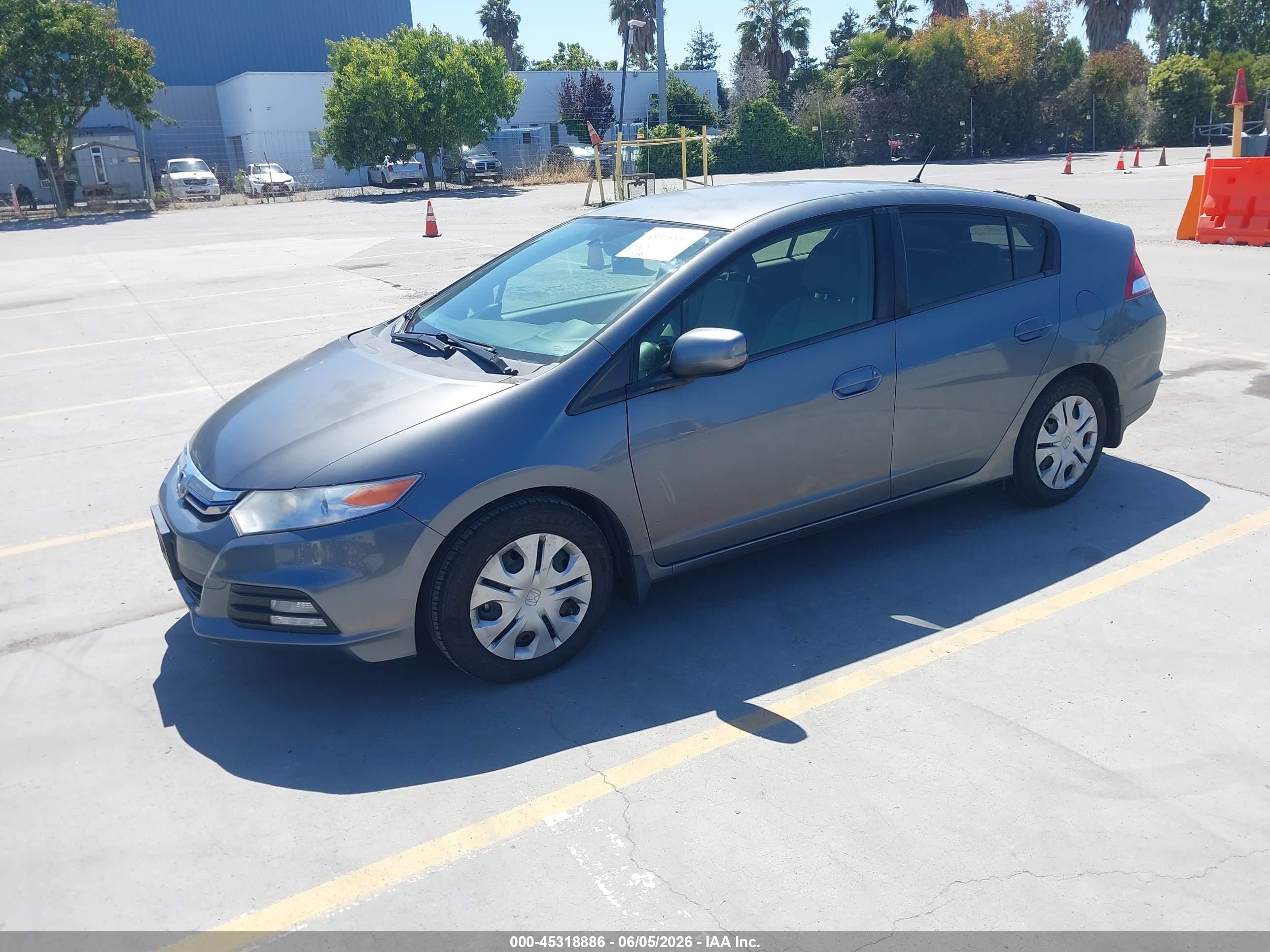 2014 Honda Insight Lx Gray vin: JHMZE2H52ES000418