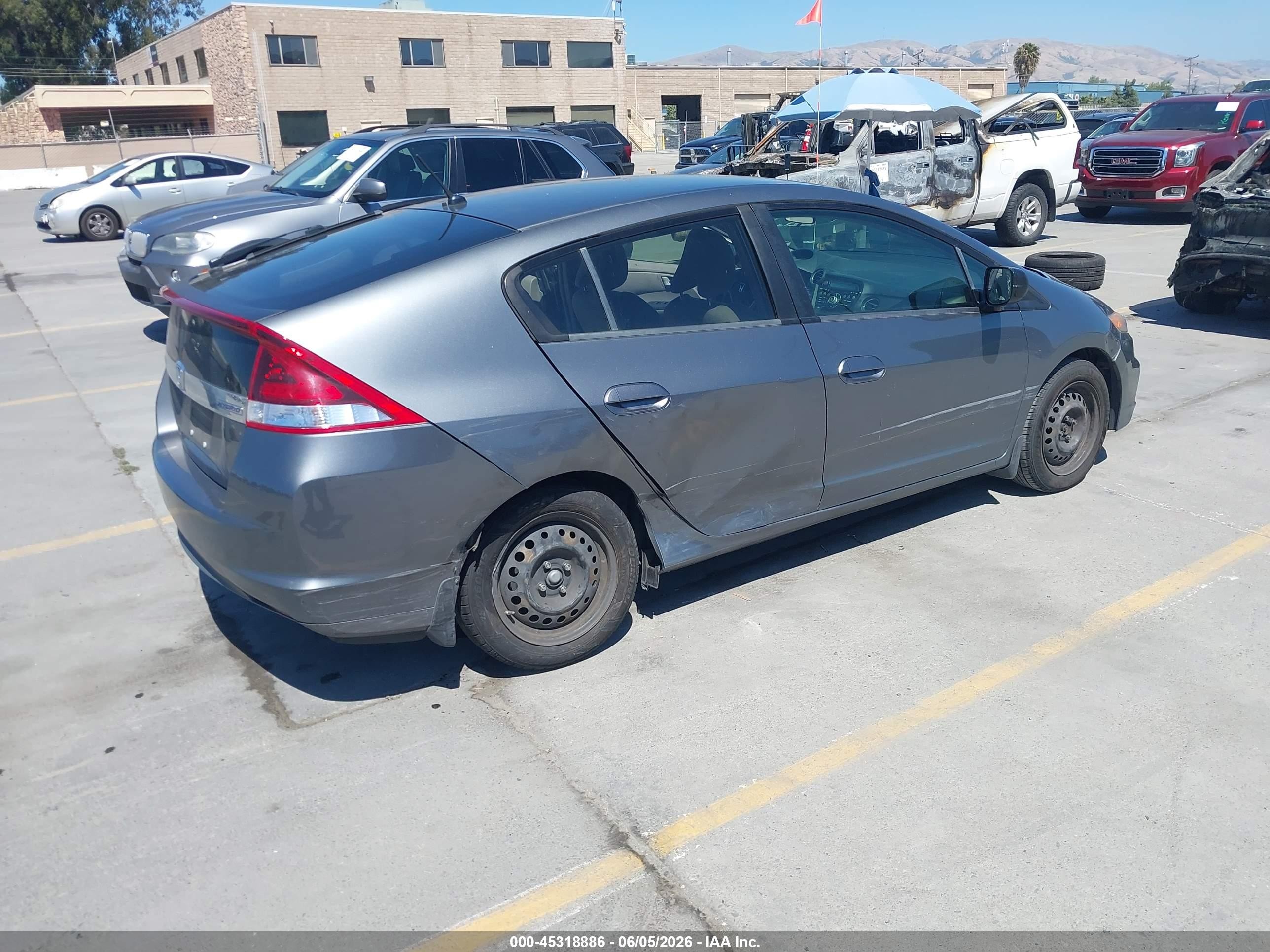 2014 Honda Insight Lx Gray vin: JHMZE2H52ES000418