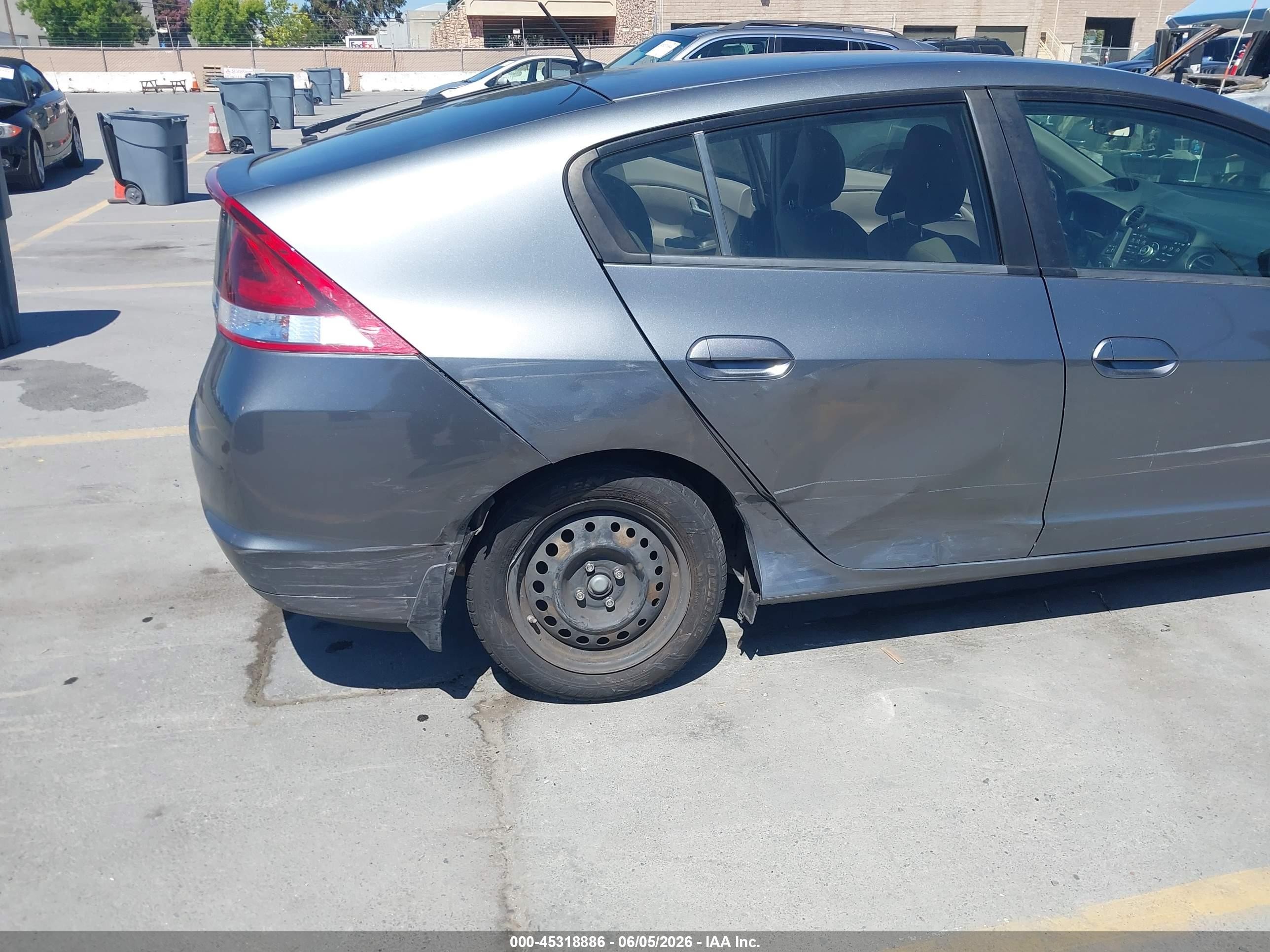 2014 Honda Insight Lx Gray vin: JHMZE2H52ES000418
