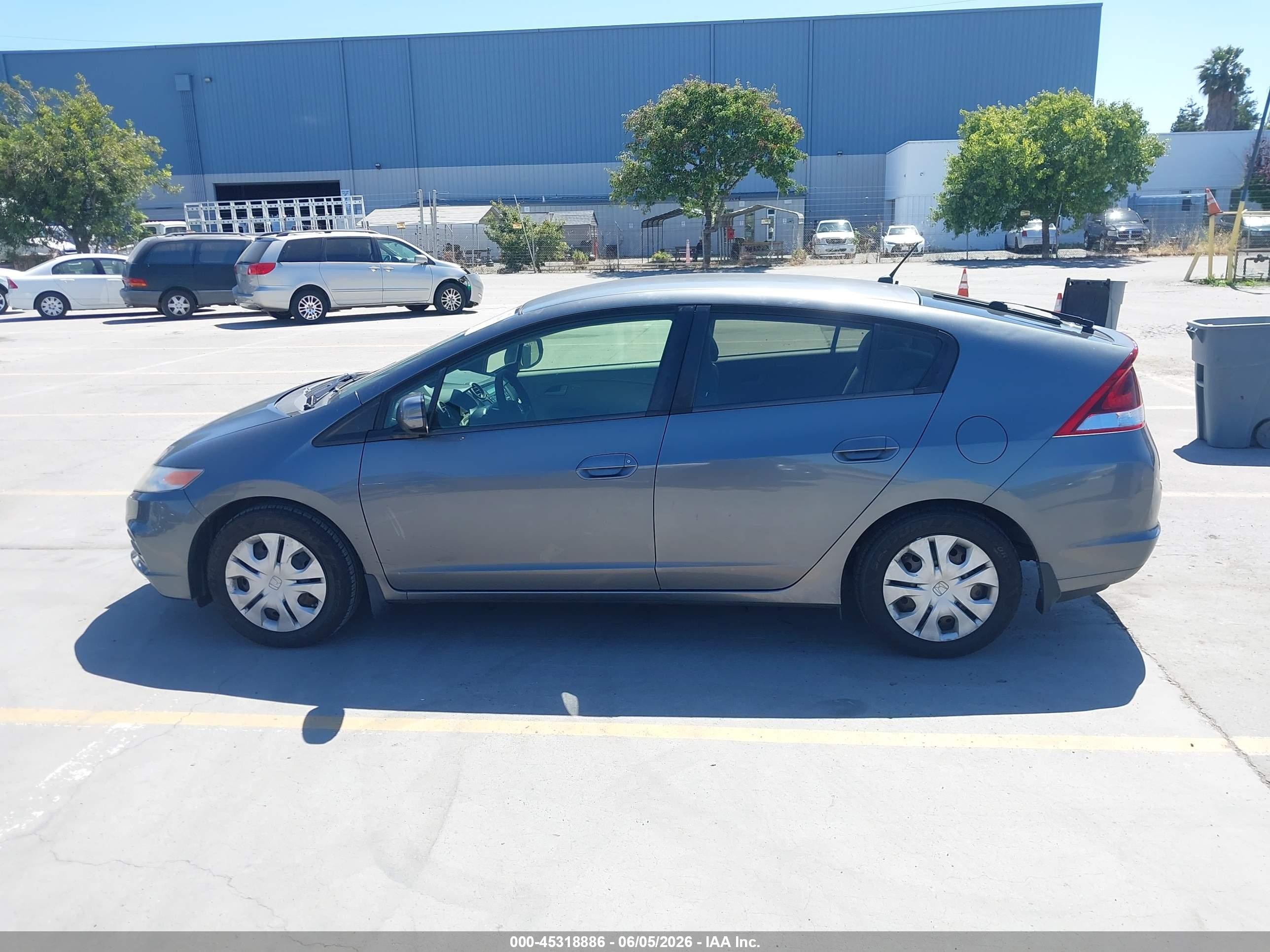 2014 Honda Insight Lx Gray vin: JHMZE2H52ES000418