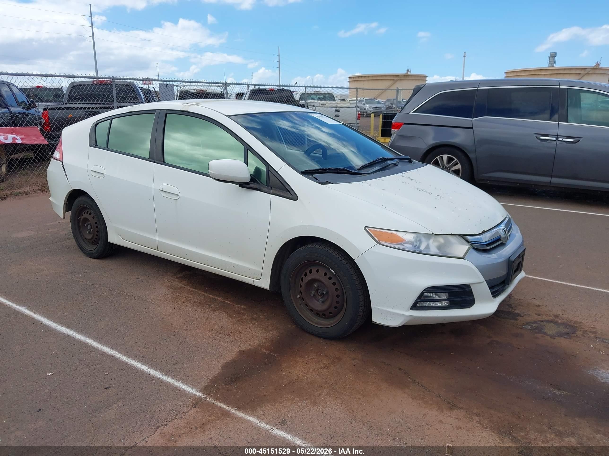 2012 Honda Insight Lx White vin: JHMZE2H54CS002474