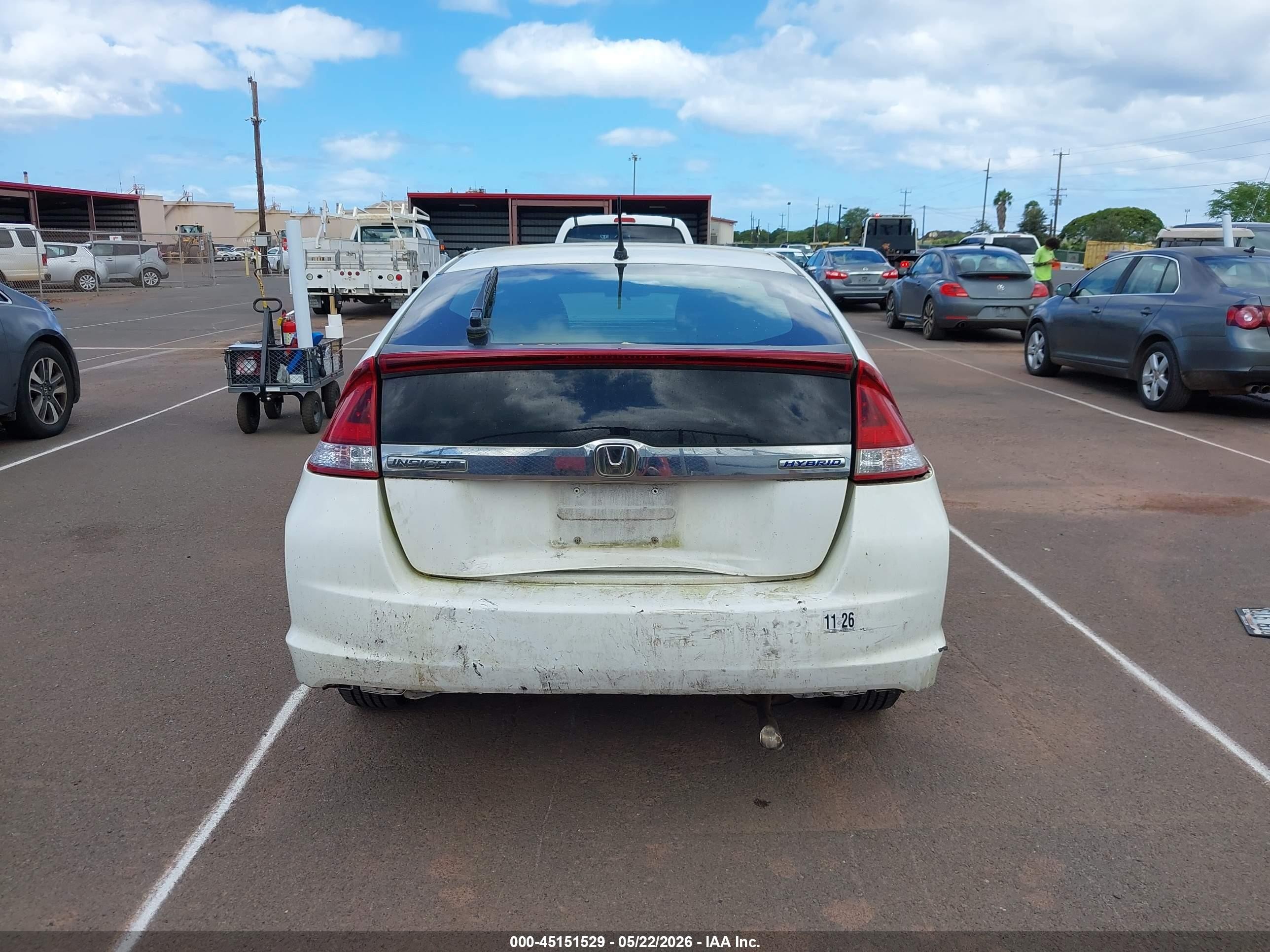 2012 Honda Insight Lx White vin: JHMZE2H54CS002474