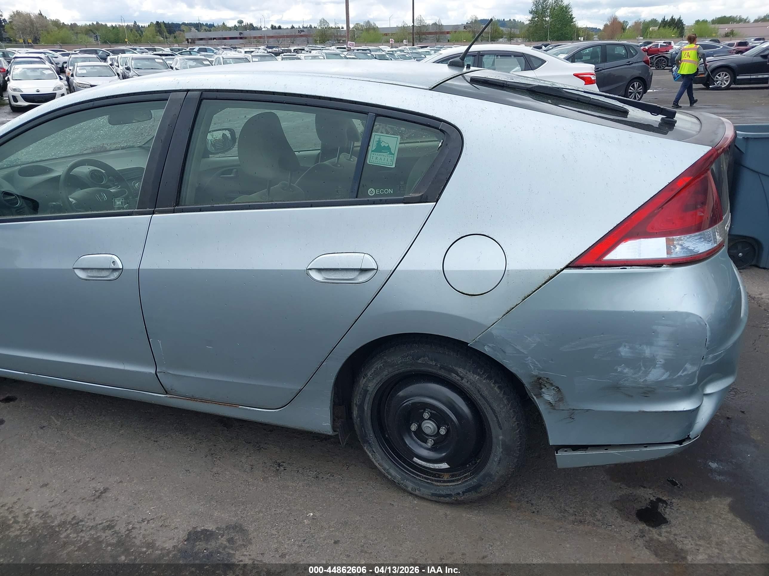 2013 Honda Insight Lx Light Blue vin: JHMZE2H54DS003173