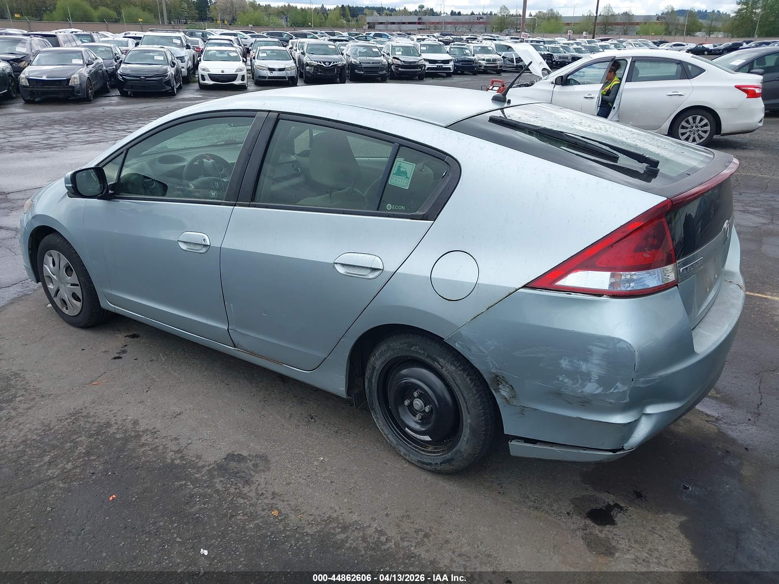 2013 Honda Insight Lx Light Blue vin: JHMZE2H54DS003173
