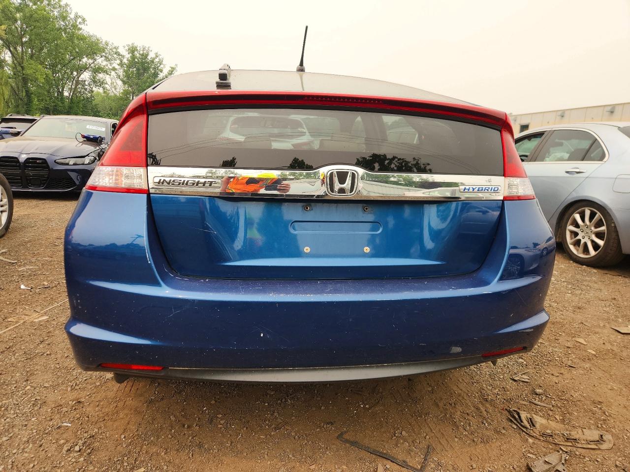 2014 Honda Insight Lx Blue vin: JHMZE2H54ES003093