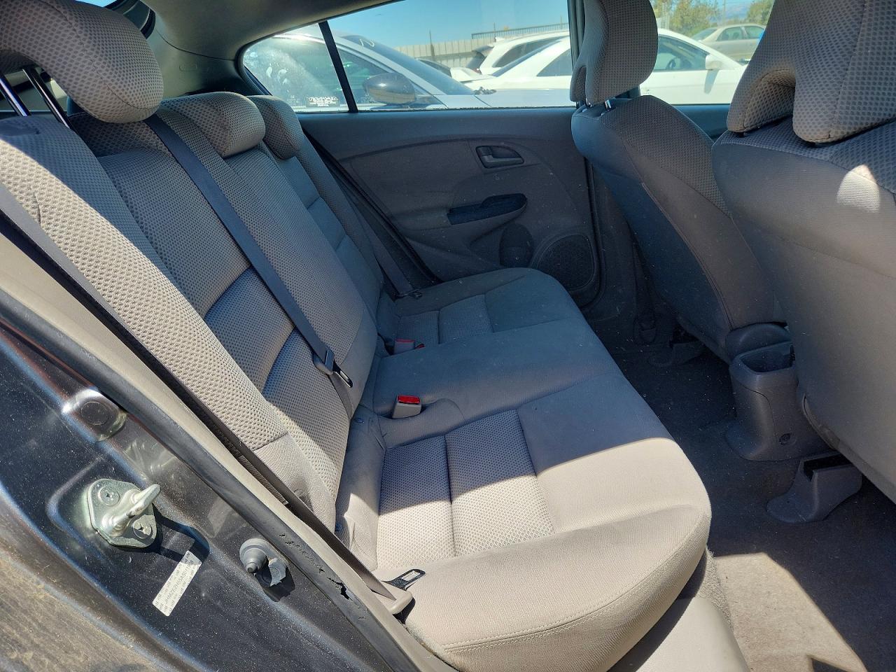 2010 Honda Insight Lx Gray vin: JHMZE2H55AS011908