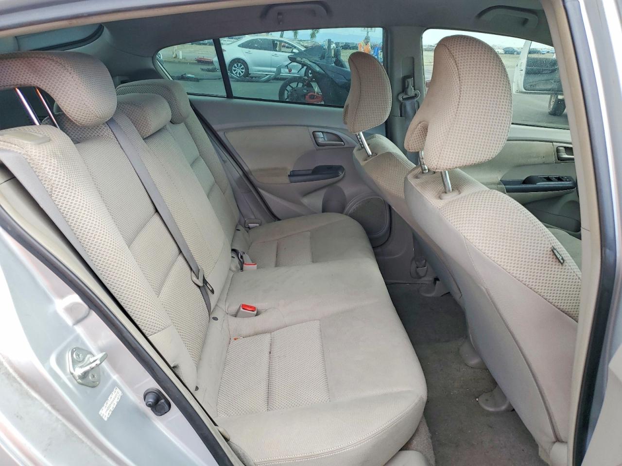 2010 Honda Insight Lx Silver vin: JHMZE2H55AS042012