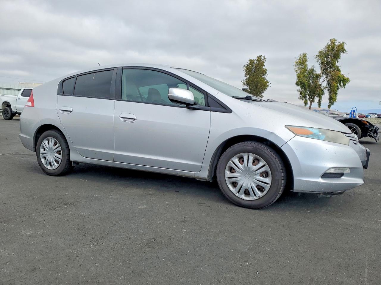 2010 Honda Insight Lx Silver vin: JHMZE2H55AS042012
