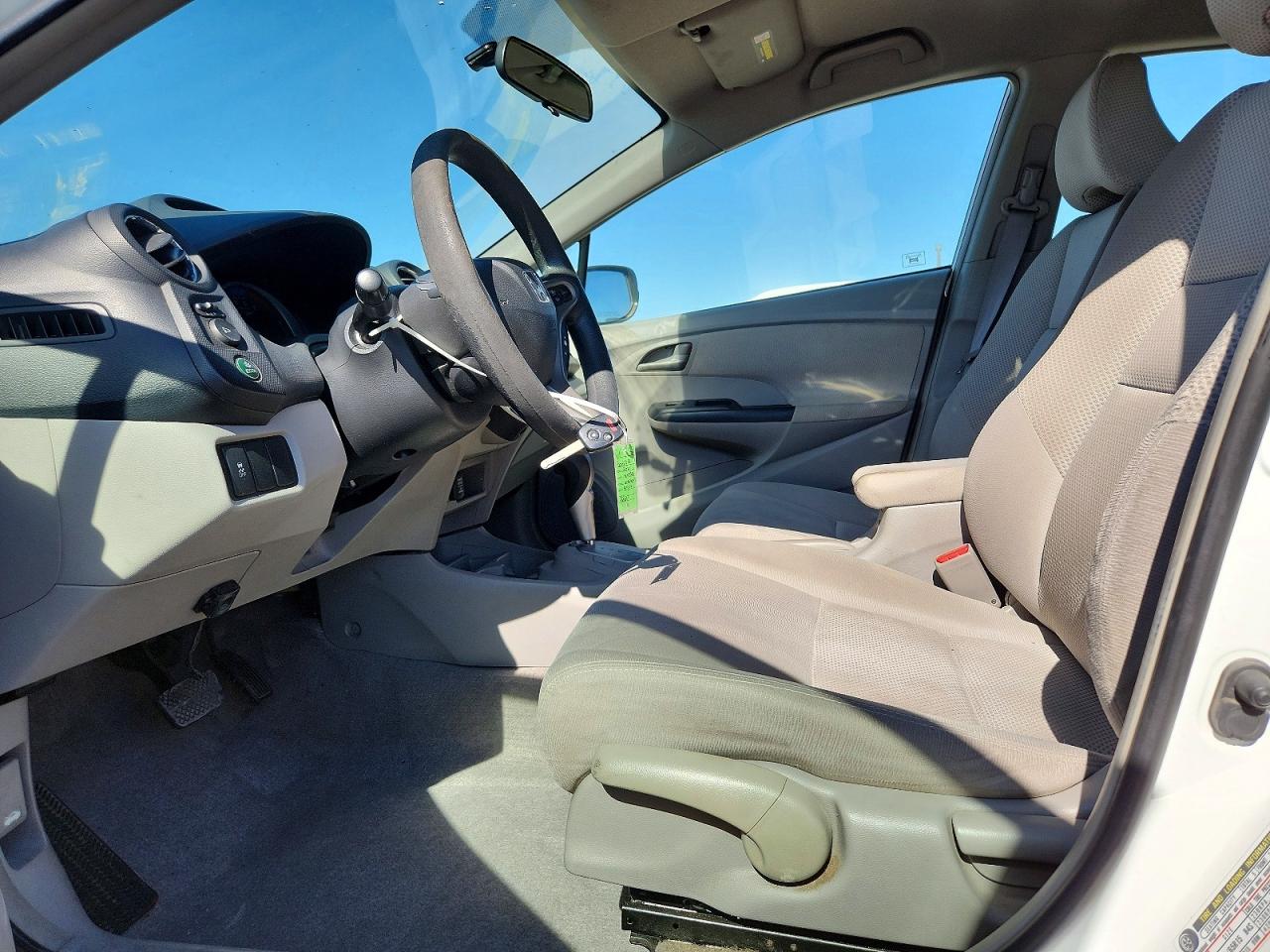 2011 Honda Insight Lx Белый vin: JHMZE2H55BS002787