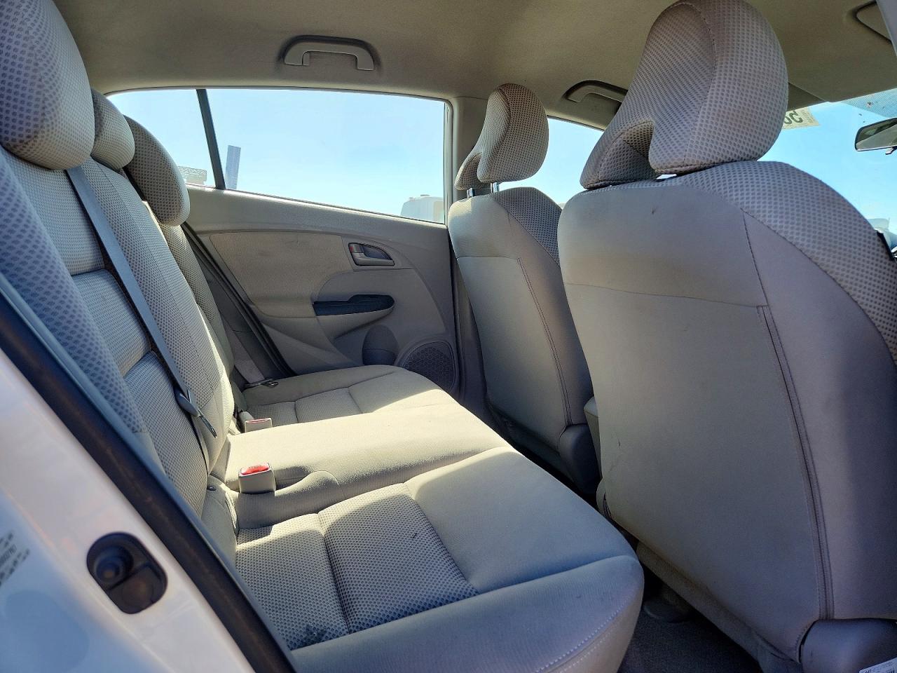 2011 Honda Insight Lx Белый vin: JHMZE2H55BS002787