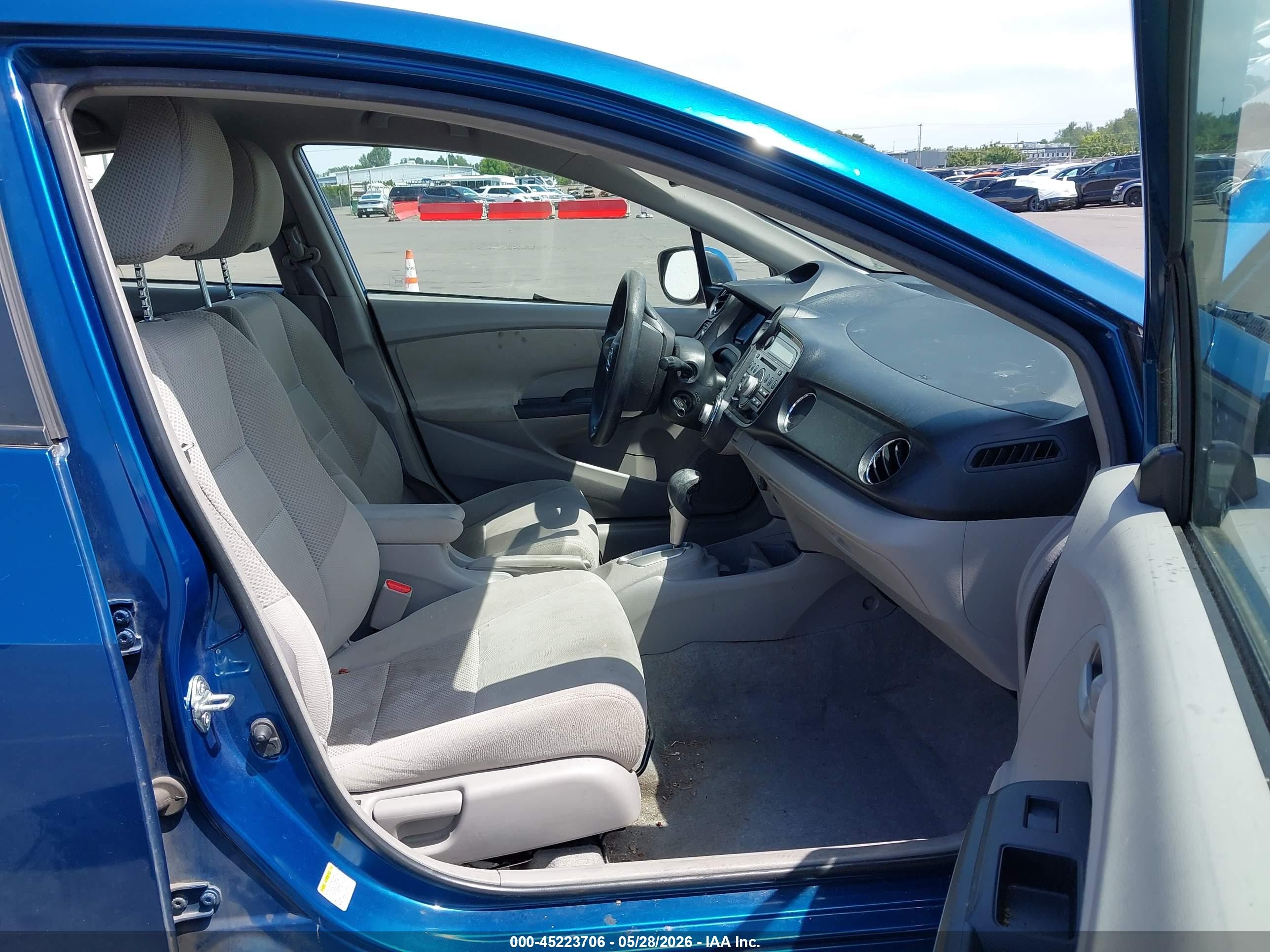 2011 Honda Insight Lx Синий vin: JHMZE2H55BS011439