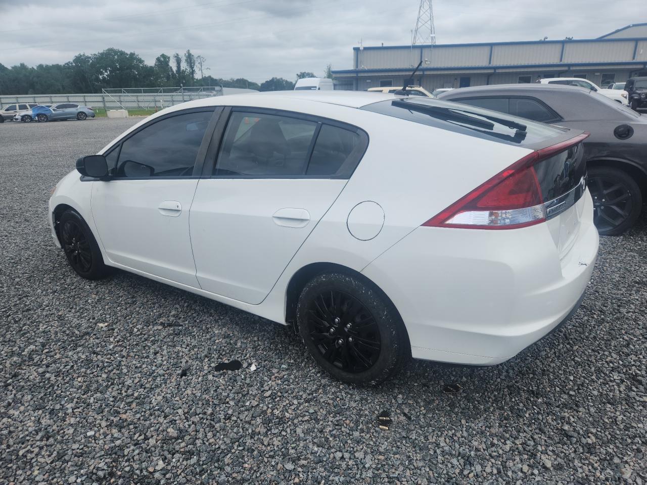 2014 Honda Insight Lx White vin: JHMZE2H56ES000101