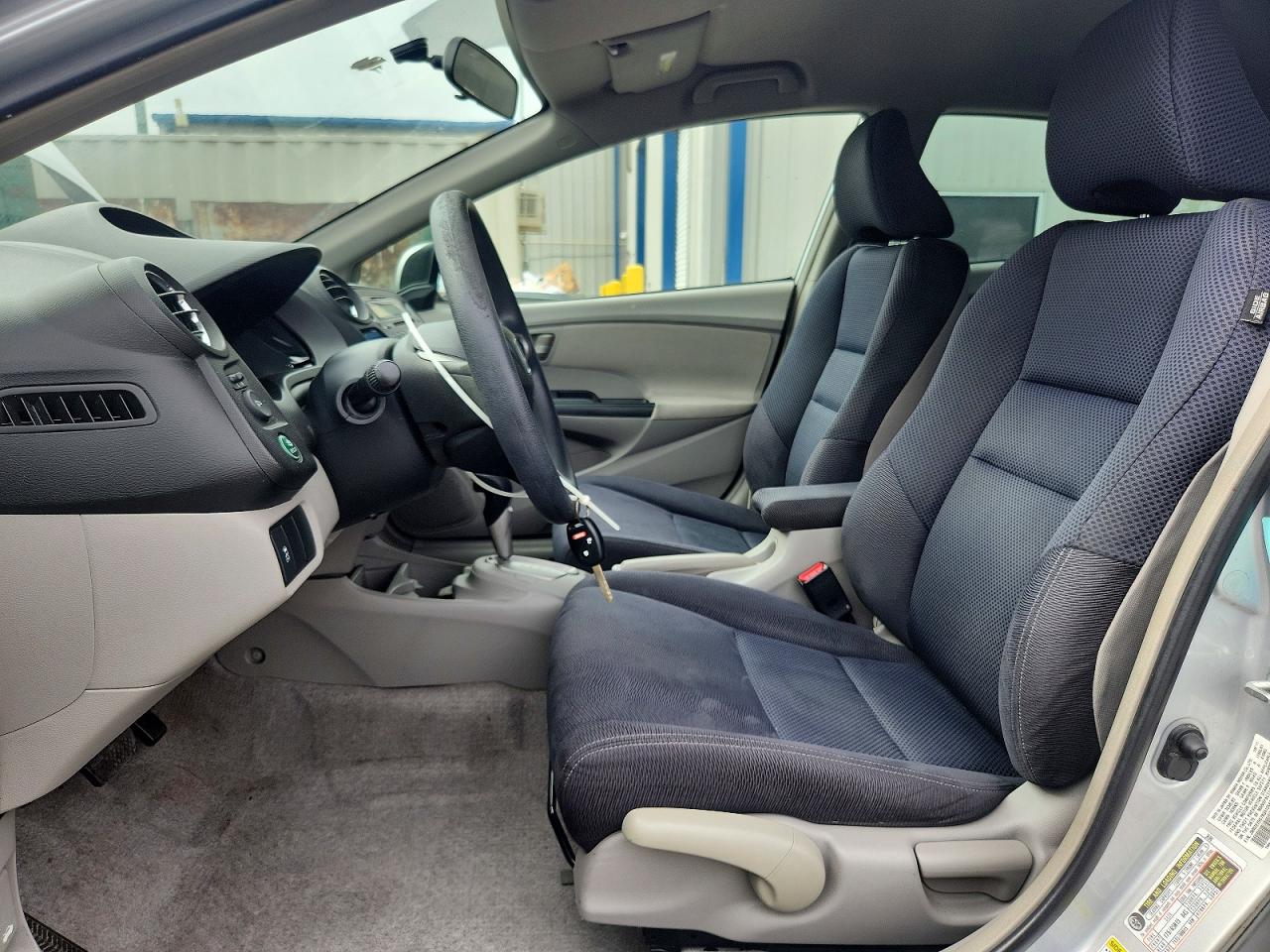 2011 Honda Insight Lx Silver vin: JHMZE2H57BS012687