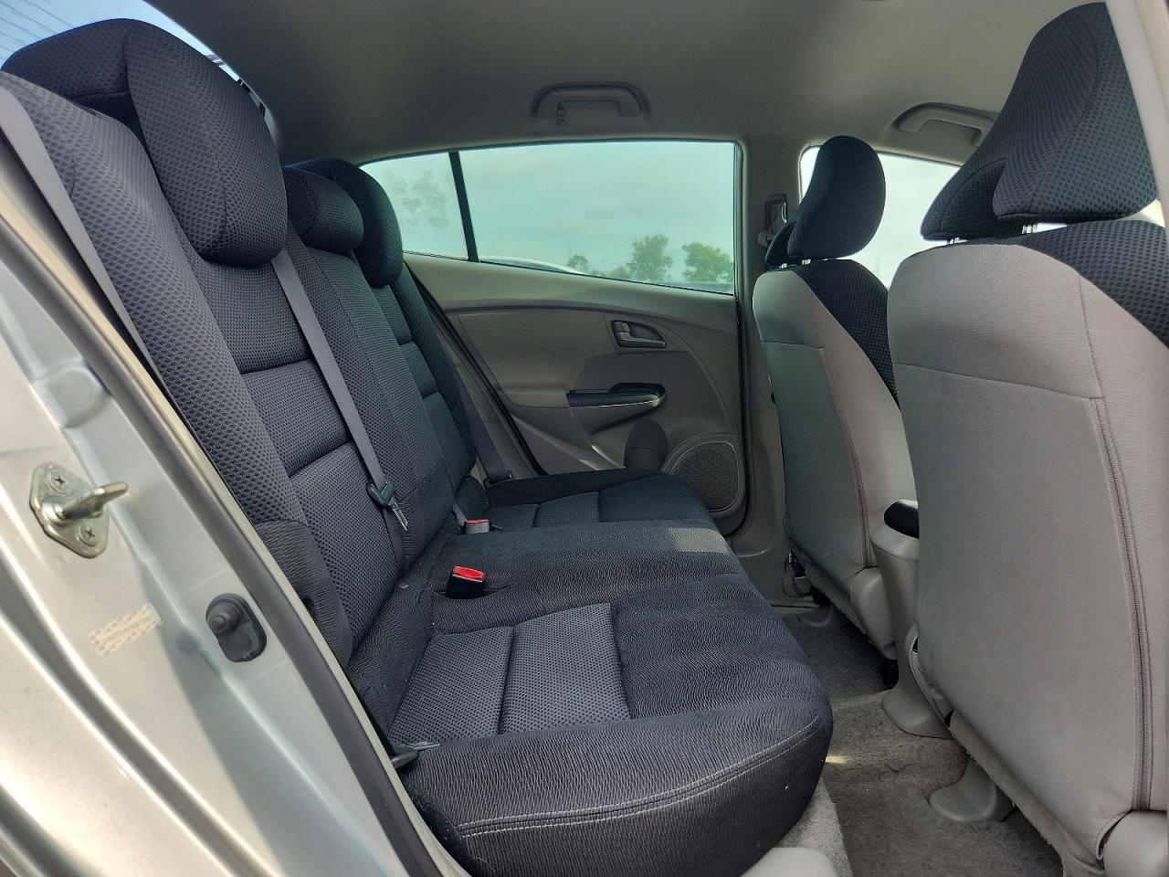 2011 Honda Insight Lx Silver vin: JHMZE2H57BS012687