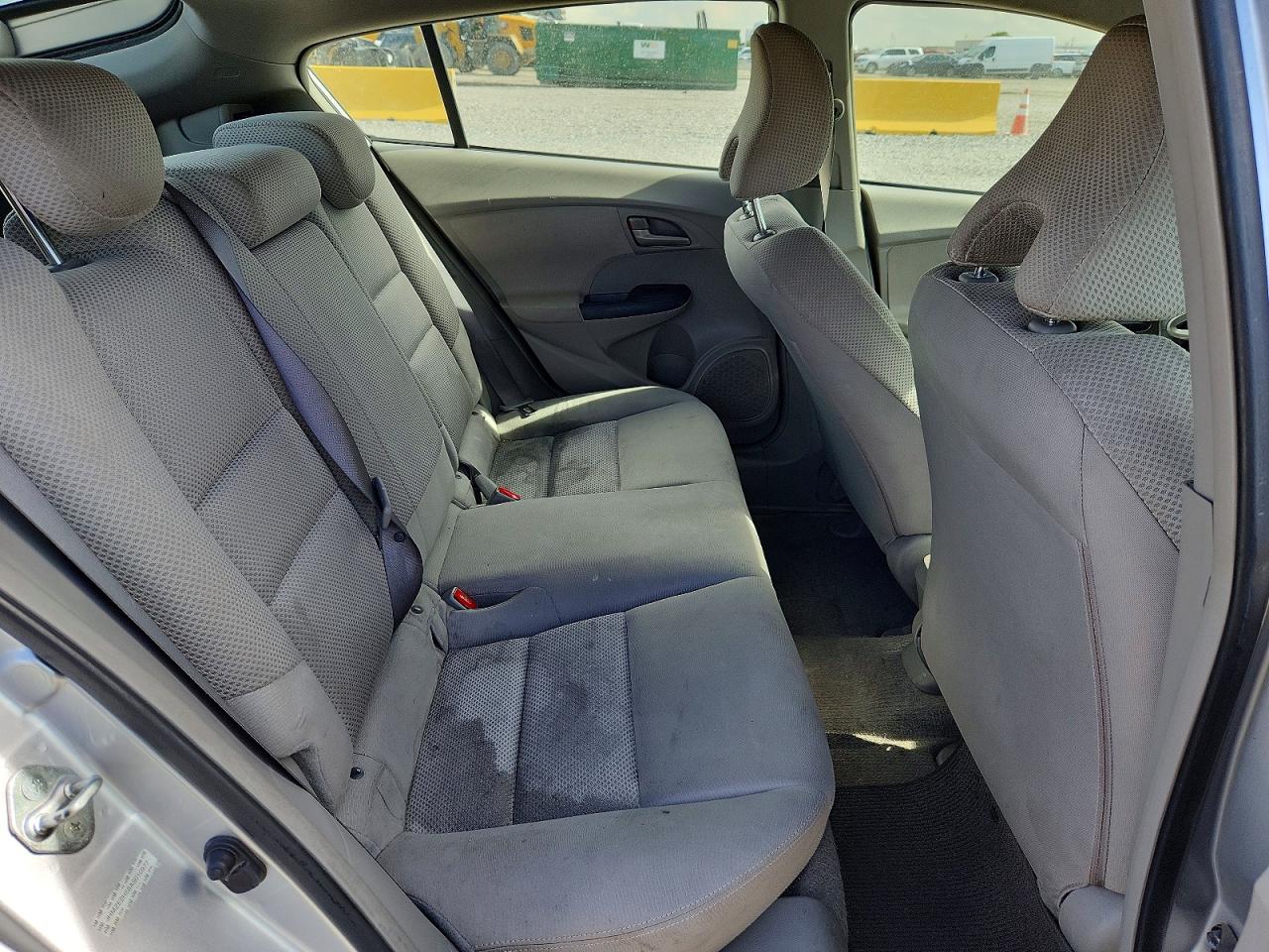 2010 Honda Insight Lx Silver vin: JHMZE2H58AS010977
