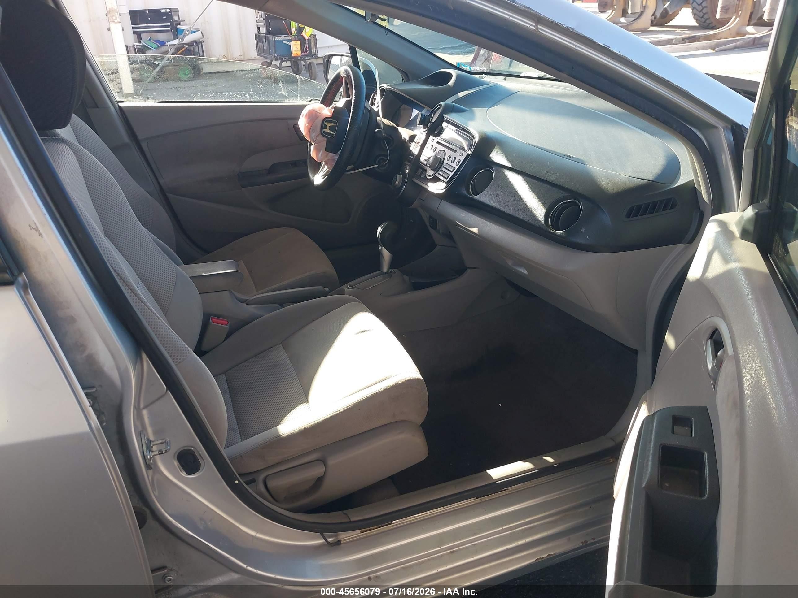 2011 Honda Insight Lx Серый vin: JHMZE2H5XBS009332