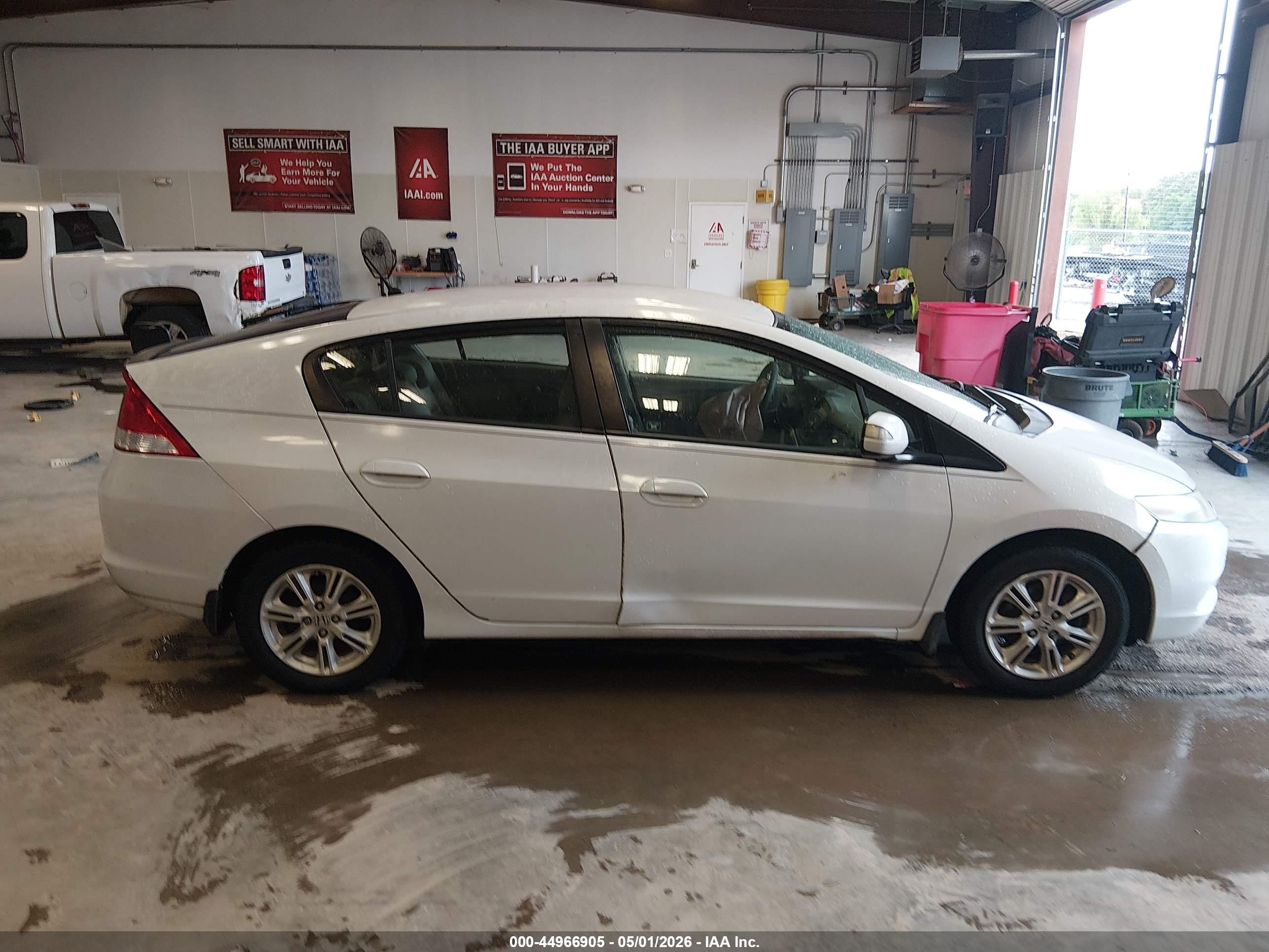 2010 Honda Insight Ex Белый vin: JHMZE2H71AS025502