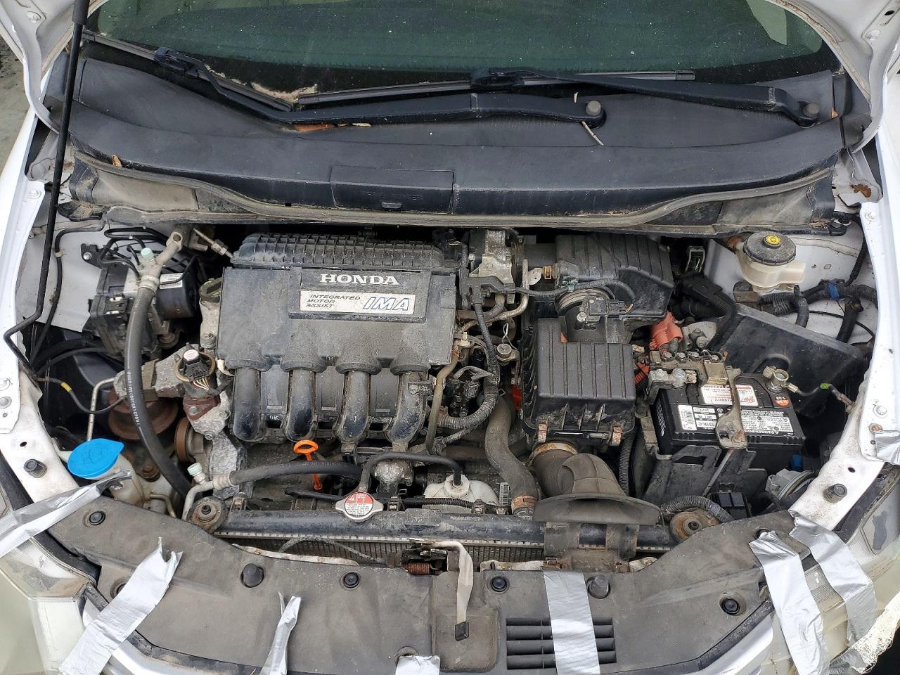 2010 Honda Insight White vin: JHMZE2H72AS007073