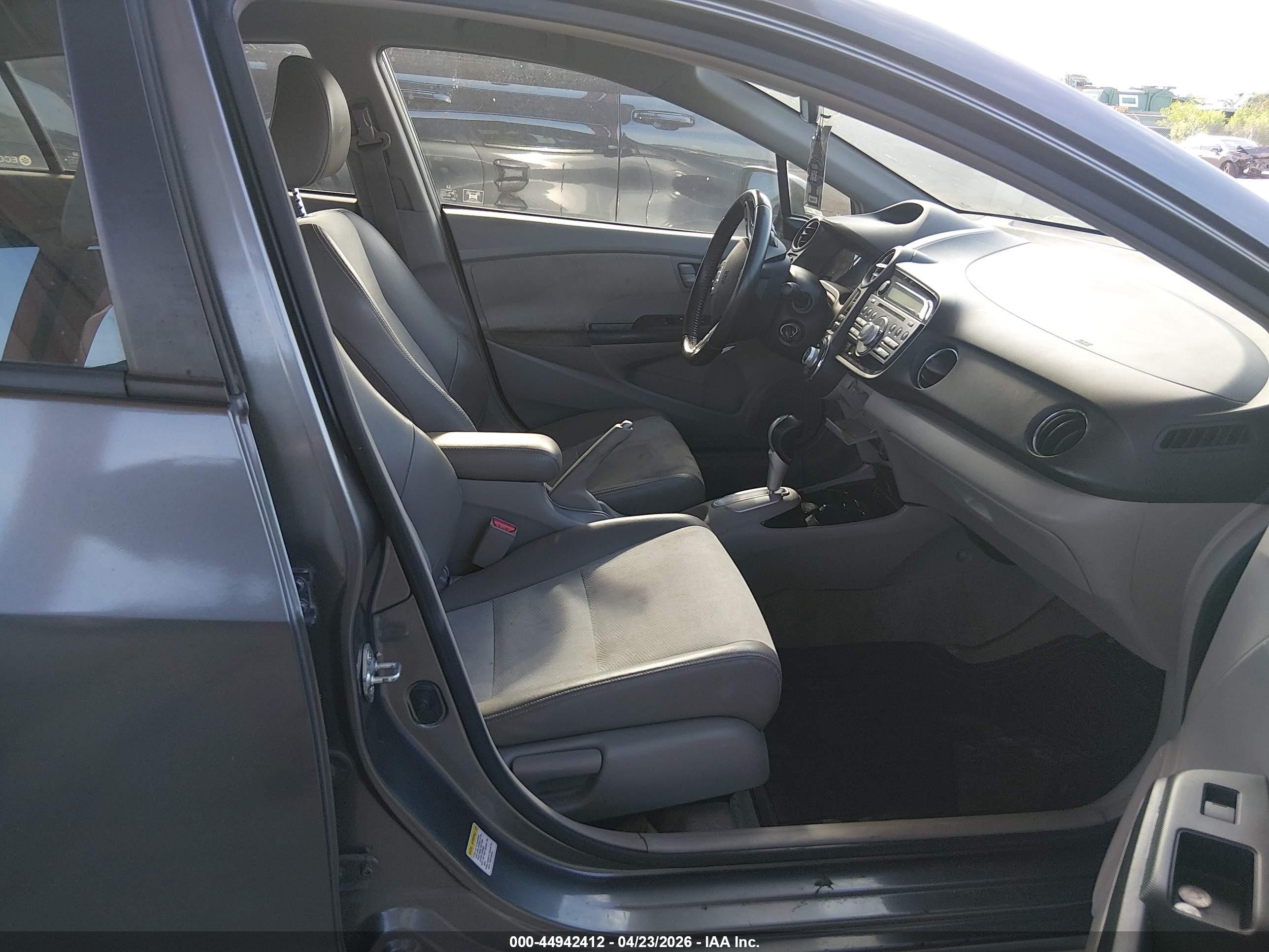 2012 Honda Insight Ex Gray vin: JHMZE2H72CS001700