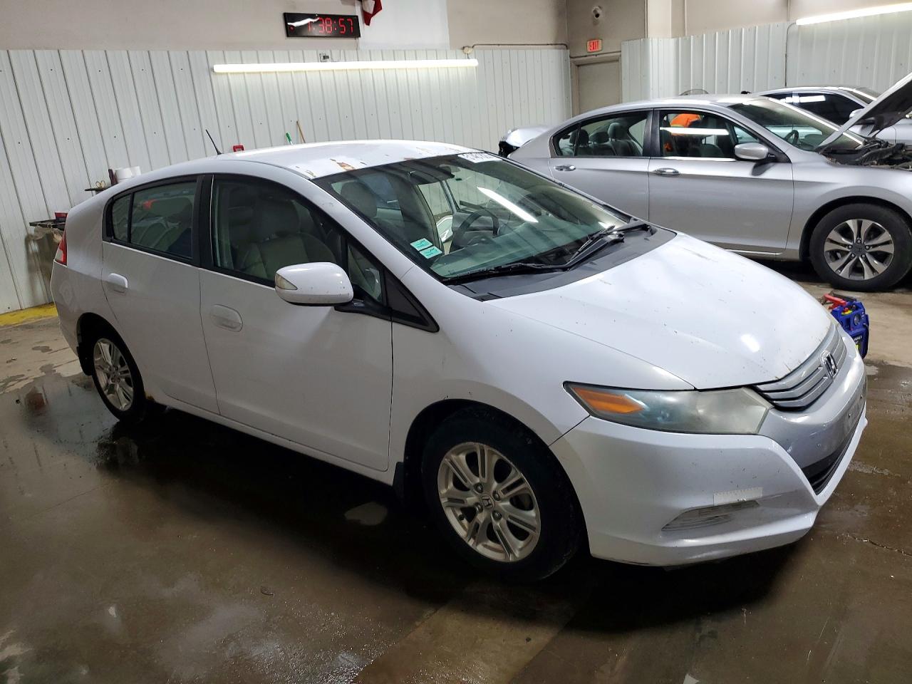 2010 Honda Insight Ex White vin: JHMZE2H73AS038655