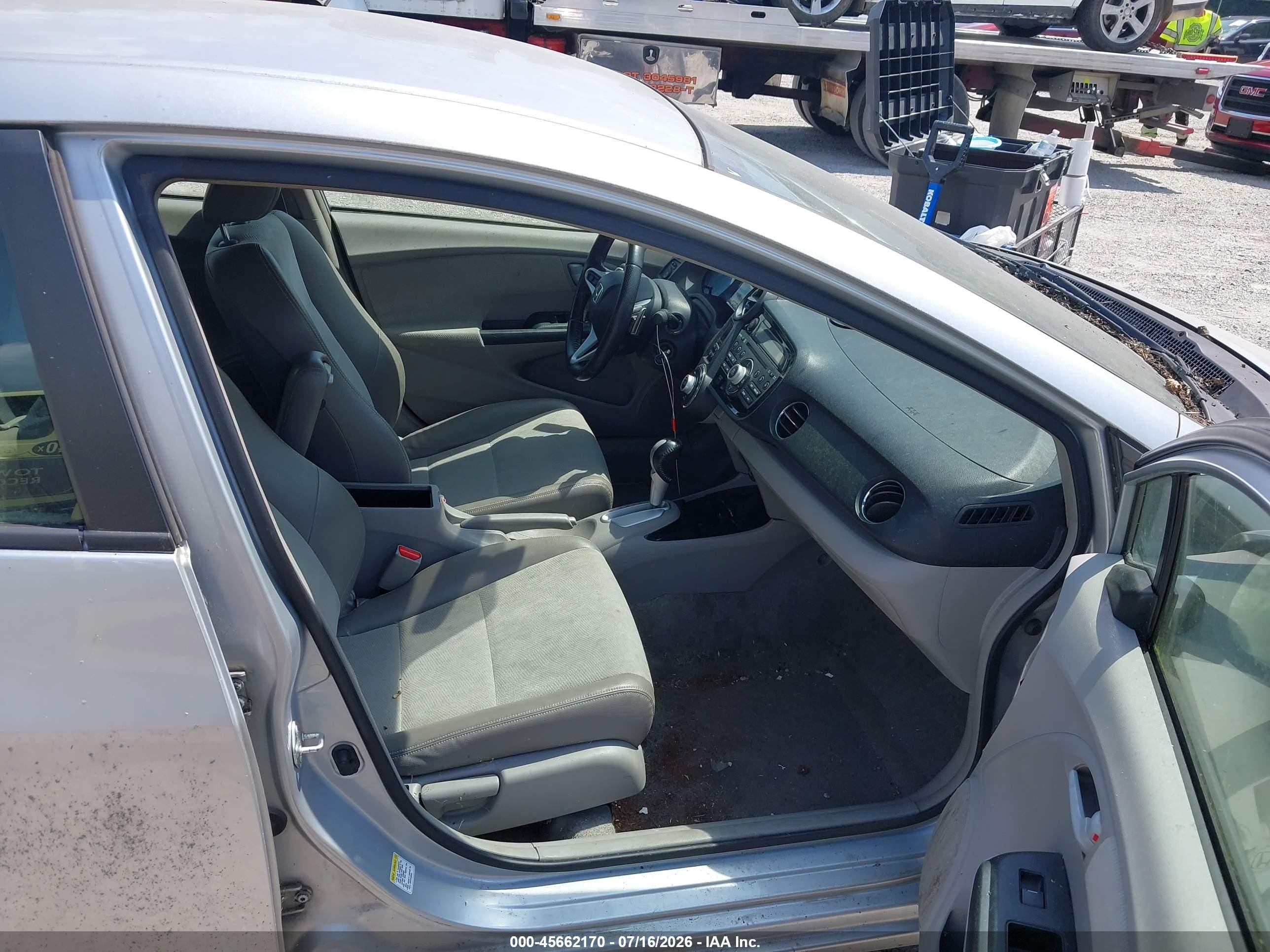 2012 Honda Insight Ex Silver vin: JHMZE2H75CS000833
