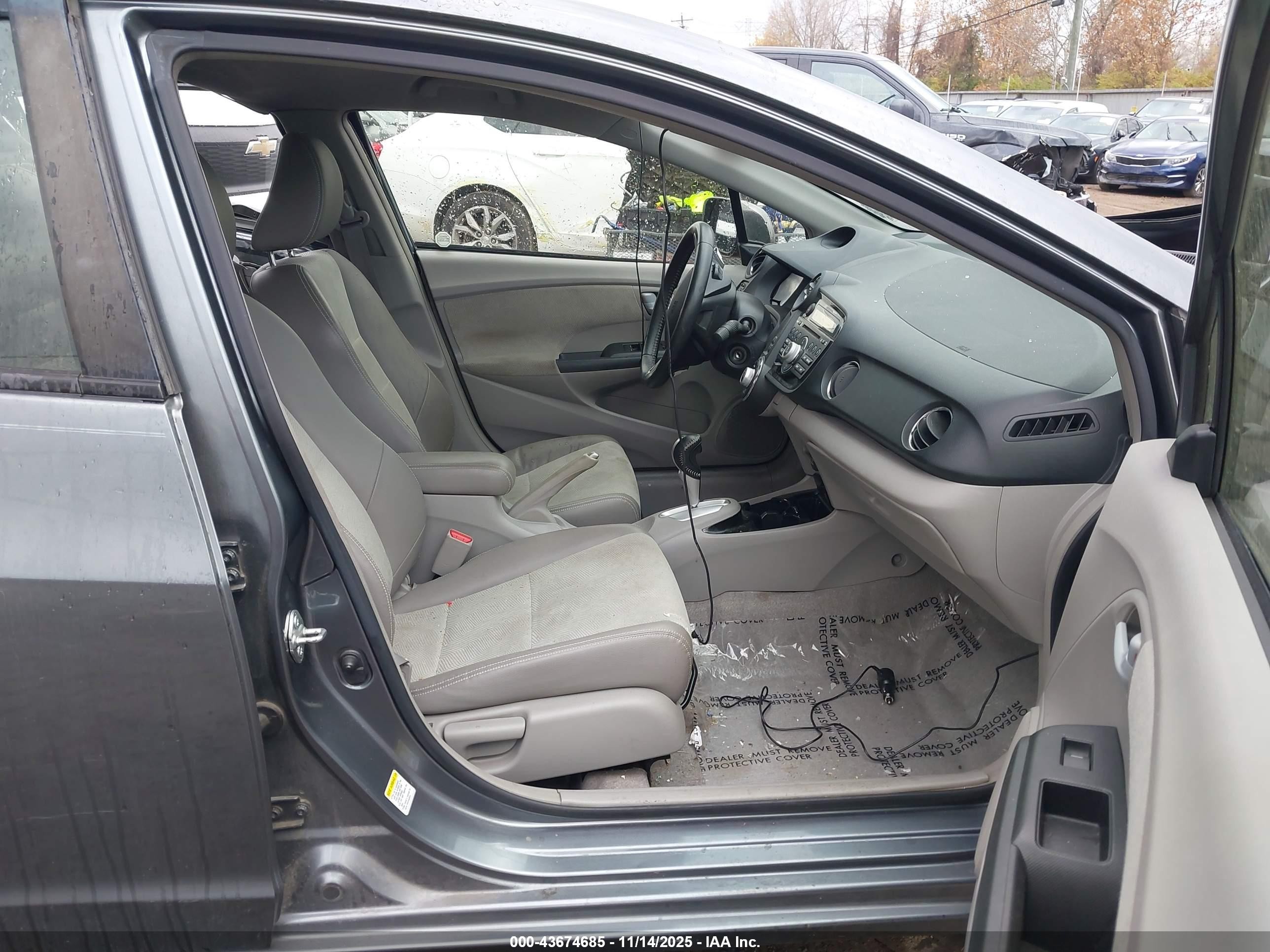 2014 Honda Insight Ex Gray vin: JHMZE2H75ES000706