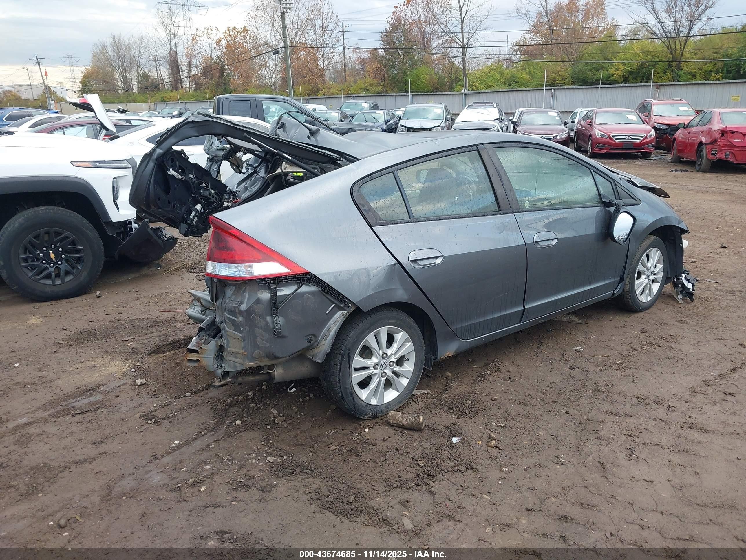 2014 Honda Insight Ex Gray vin: JHMZE2H75ES000706