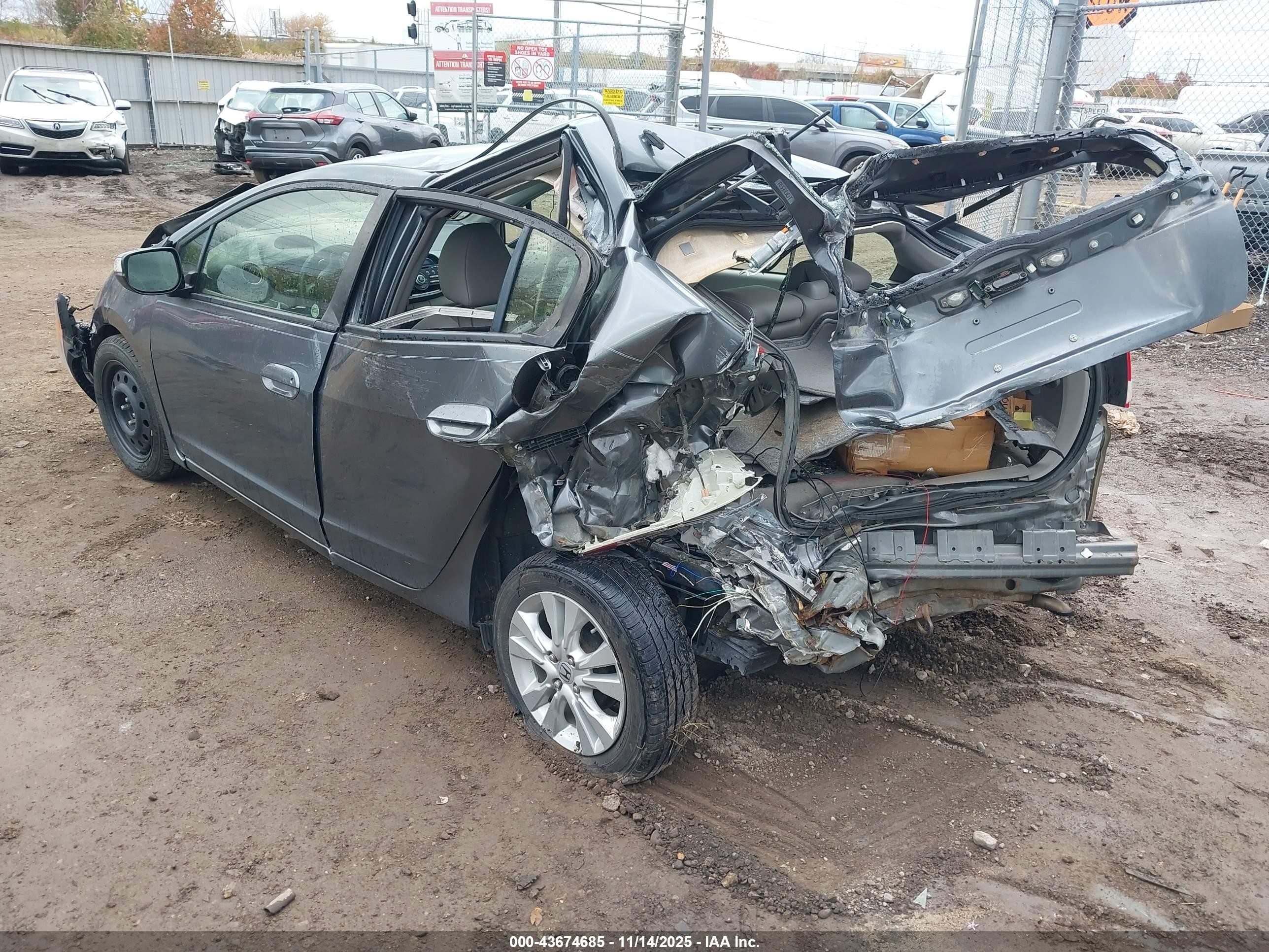 2014 Honda Insight Ex Gray vin: JHMZE2H75ES000706