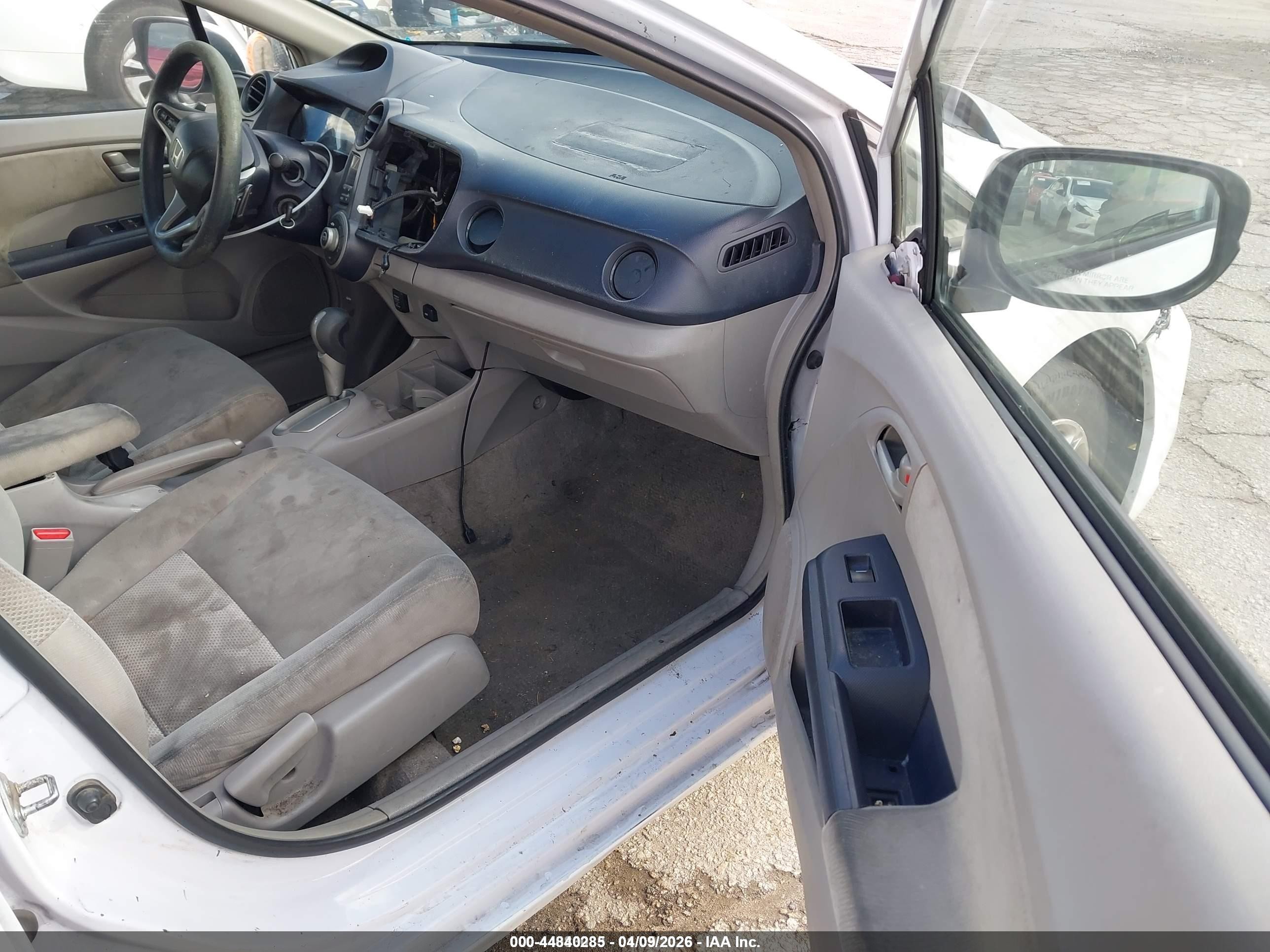 2010 Honda Insight Ex White vin: JHMZE2H77AS009062