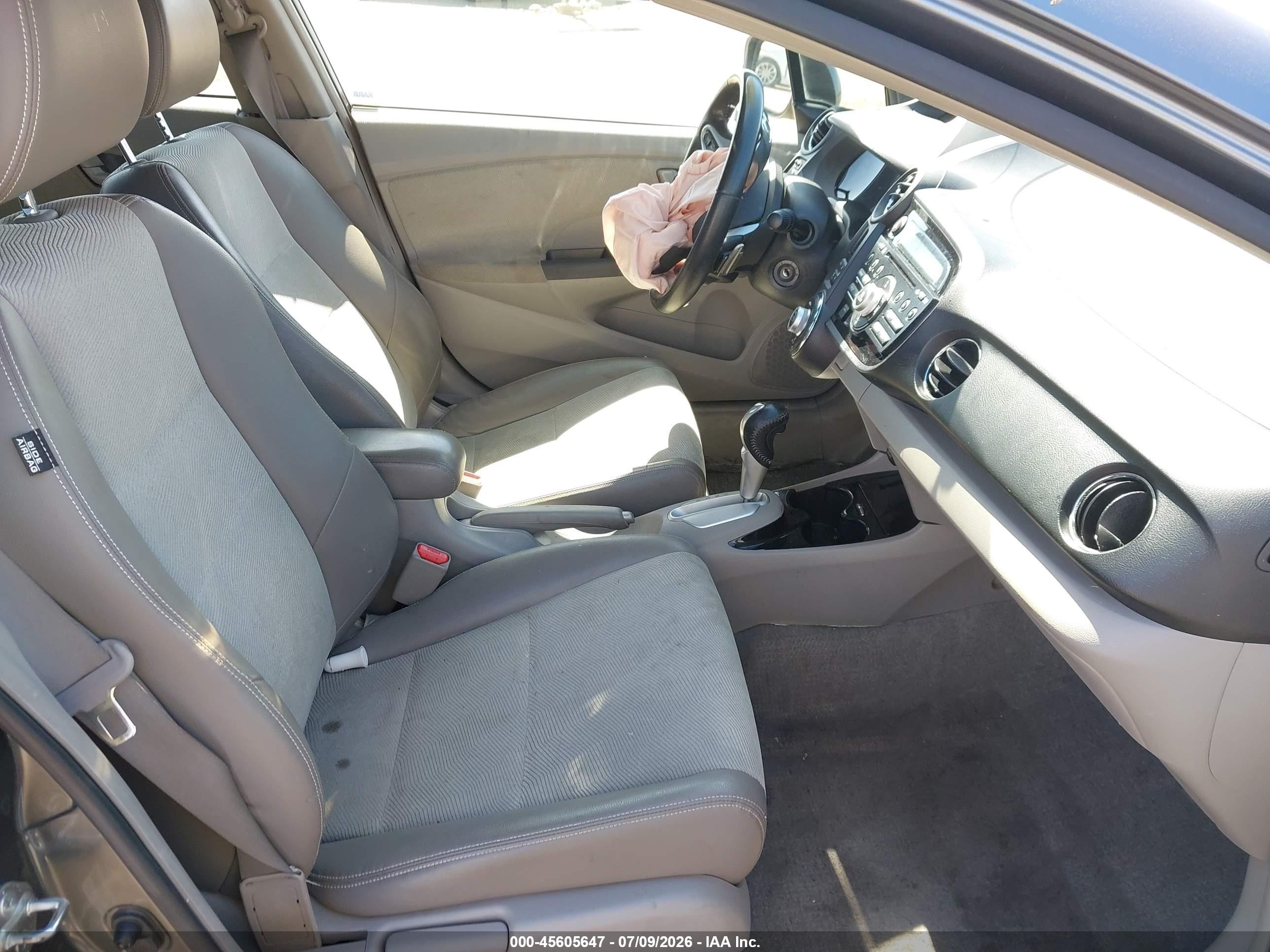 2014 Honda Insight Ex Gray vin: JHMZE2H77ES002036