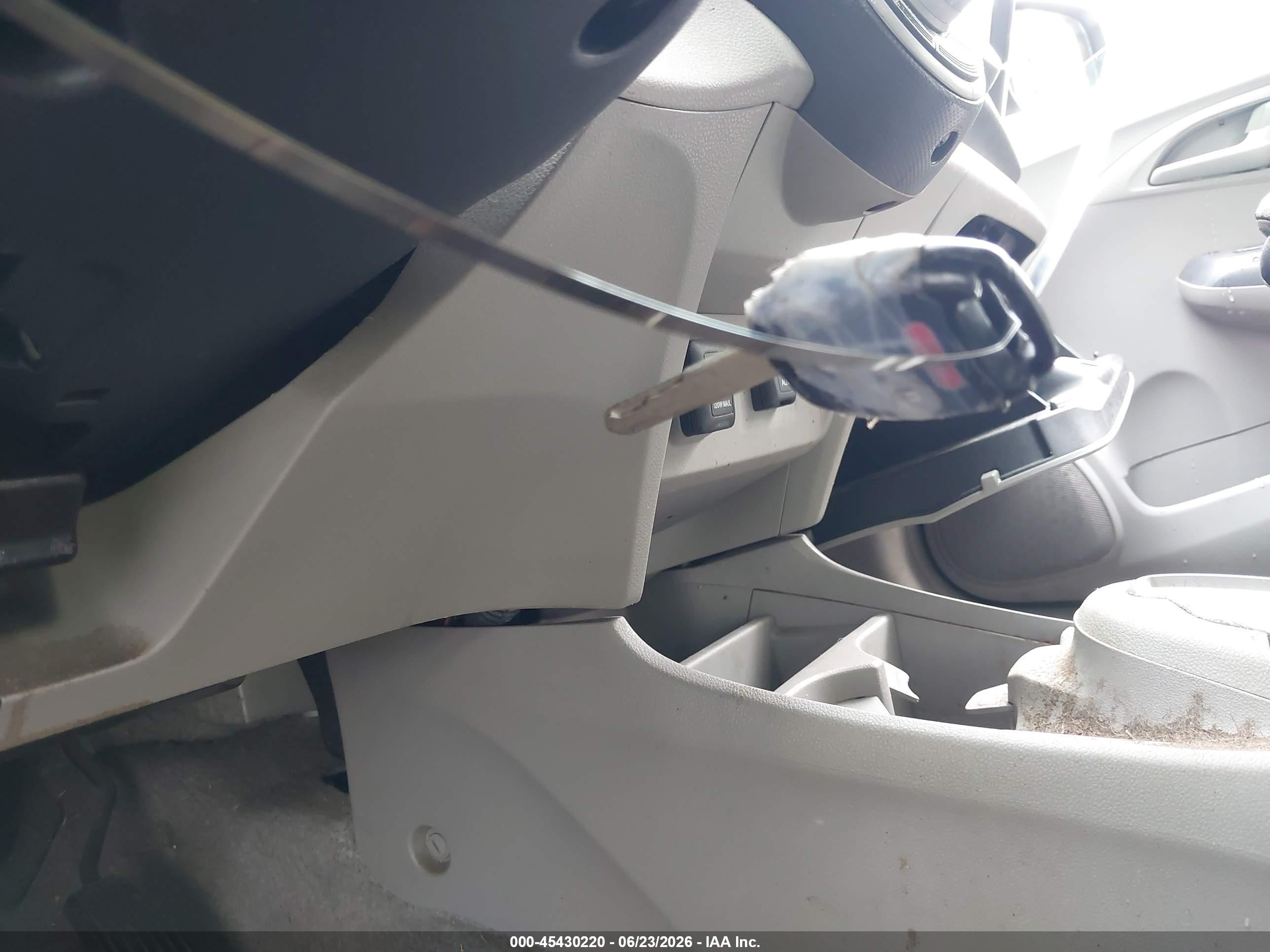2010 Honda Insight Ex White vin: JHMZE2H78AS006199