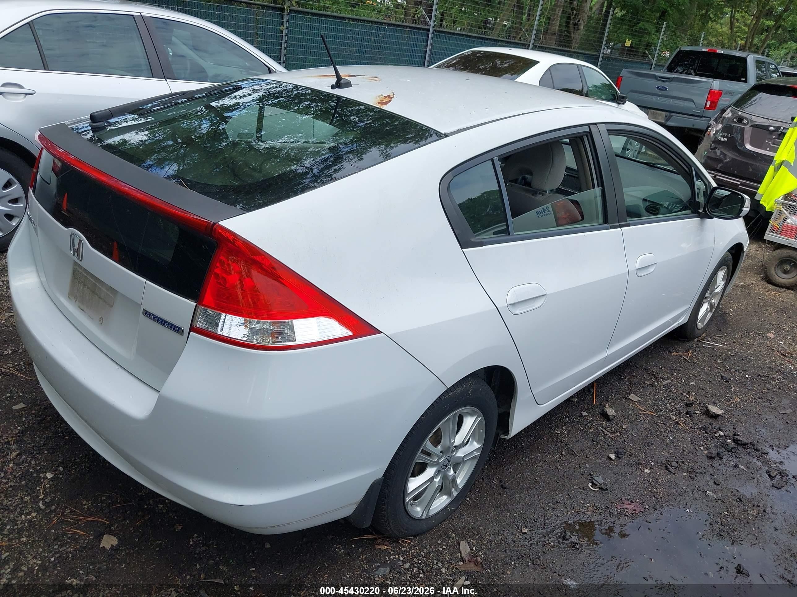 2010 Honda Insight Ex White vin: JHMZE2H78AS006199