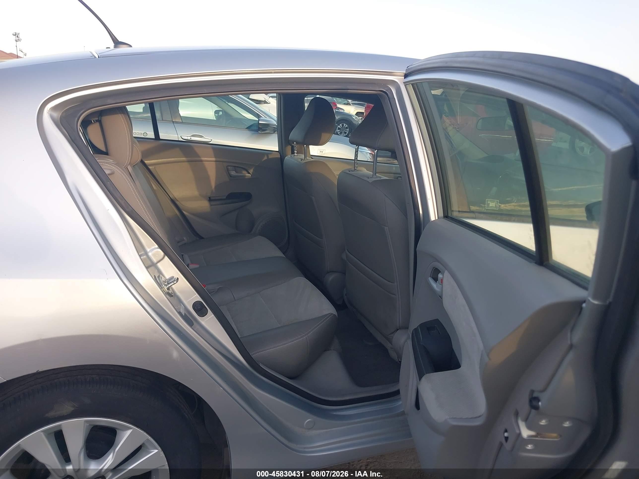 2013 Honda Insight Ex Silver vin: JHMZE2H79DS000464