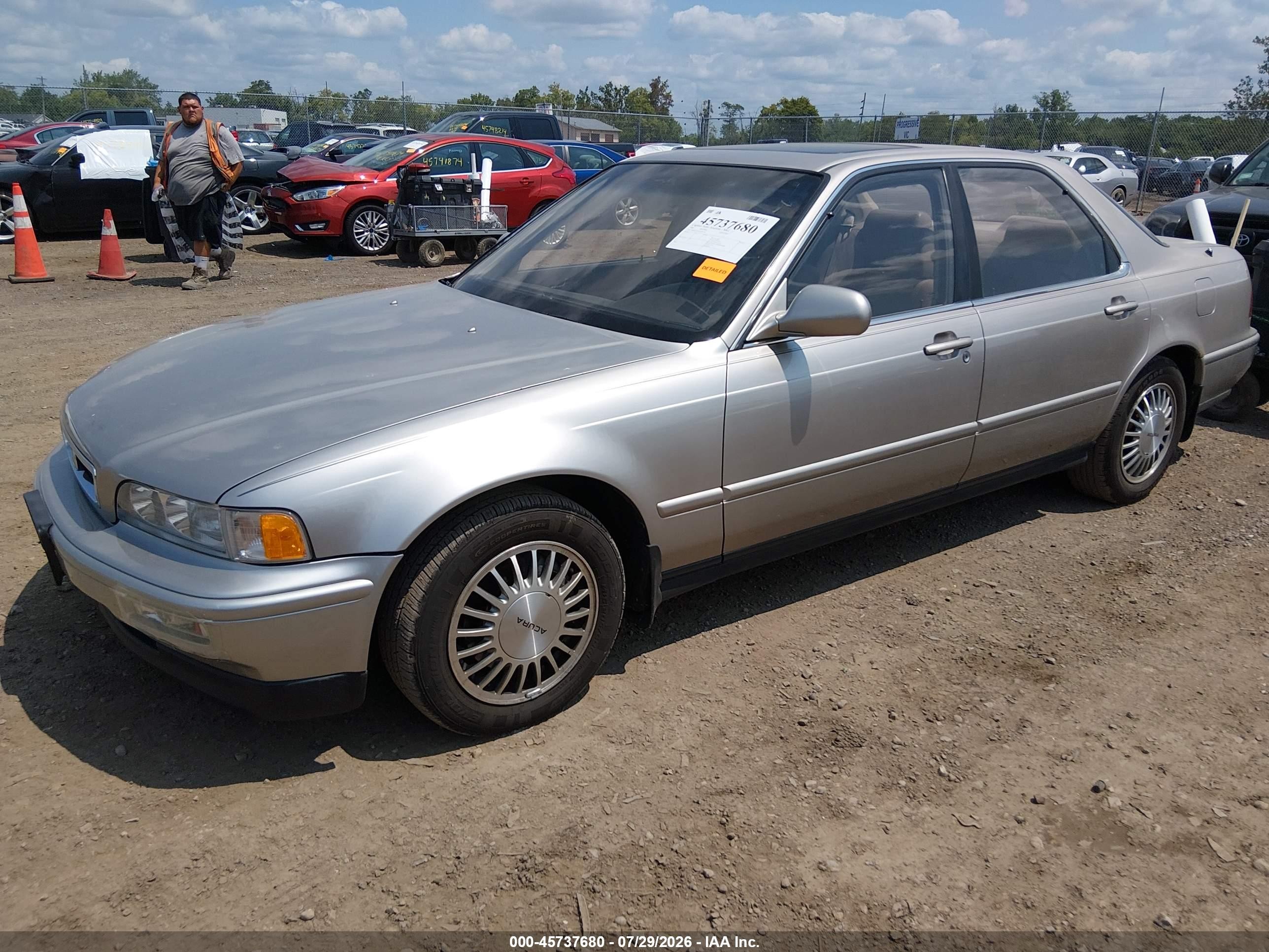 1992 Acura Legend   Silver vin: JHRKA7676NC031478