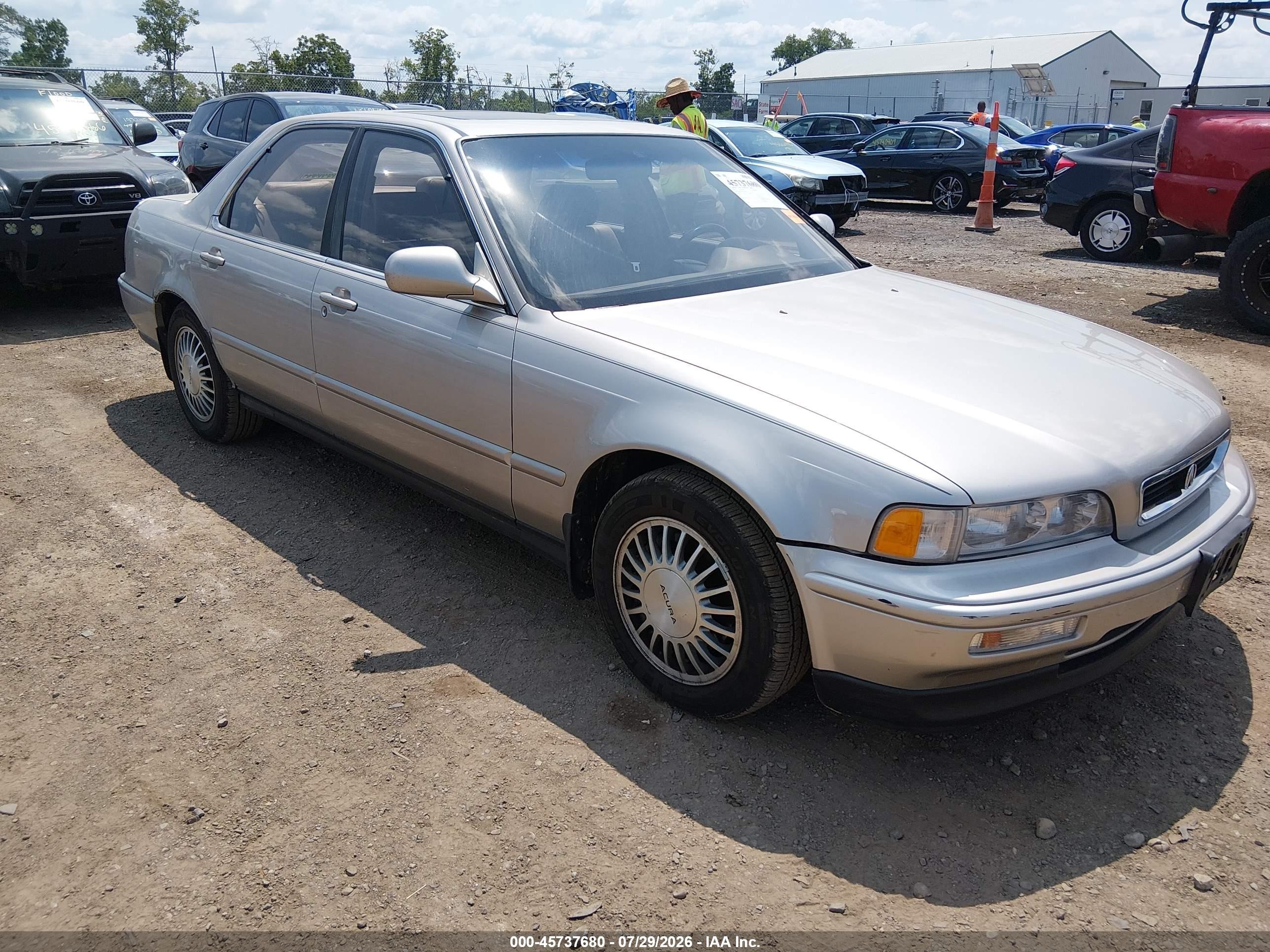 1992 Acura Legend   Silver vin: JHRKA7676NC031478