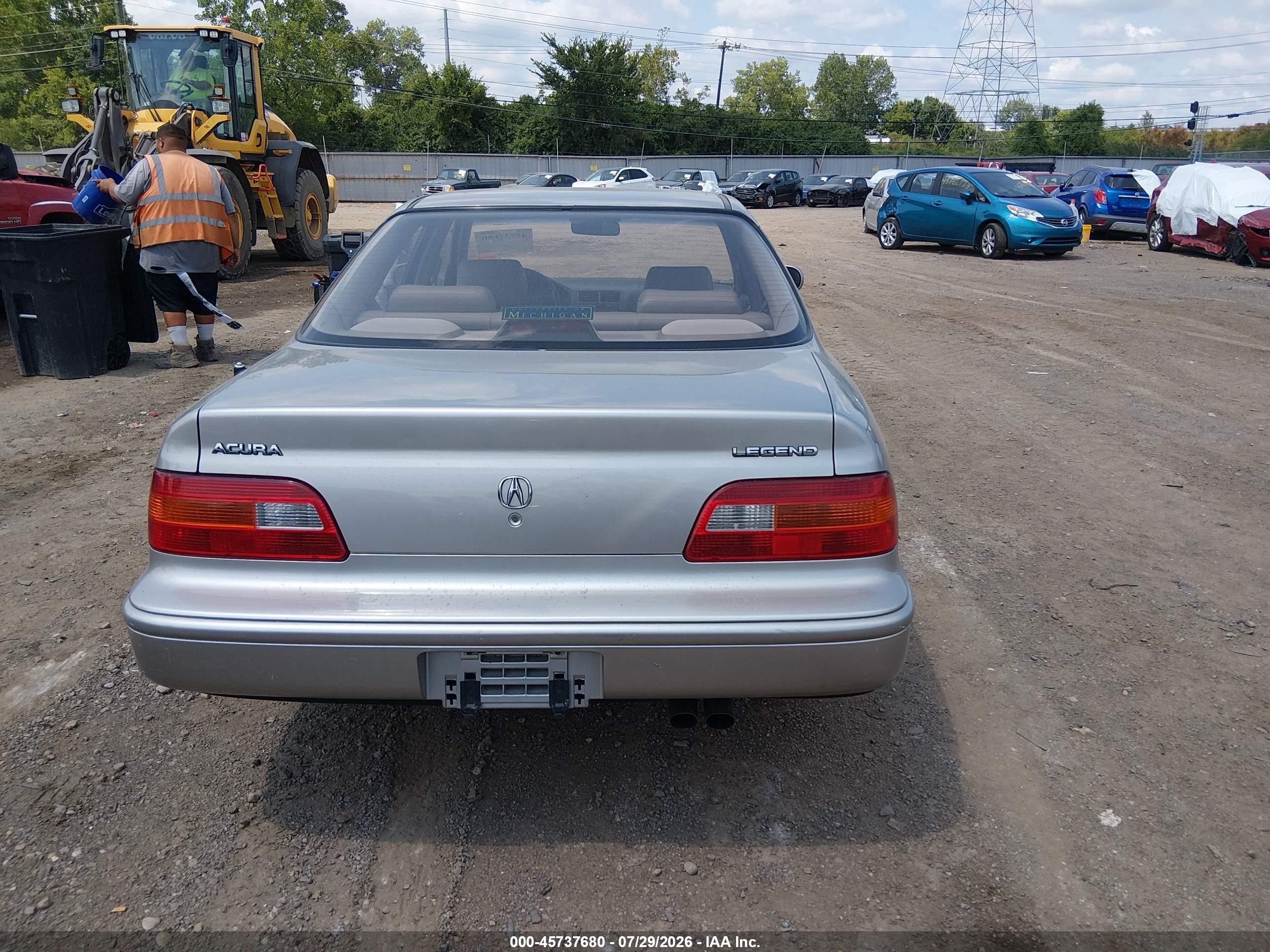 1992 Acura Legend   Silver vin: JHRKA7676NC031478