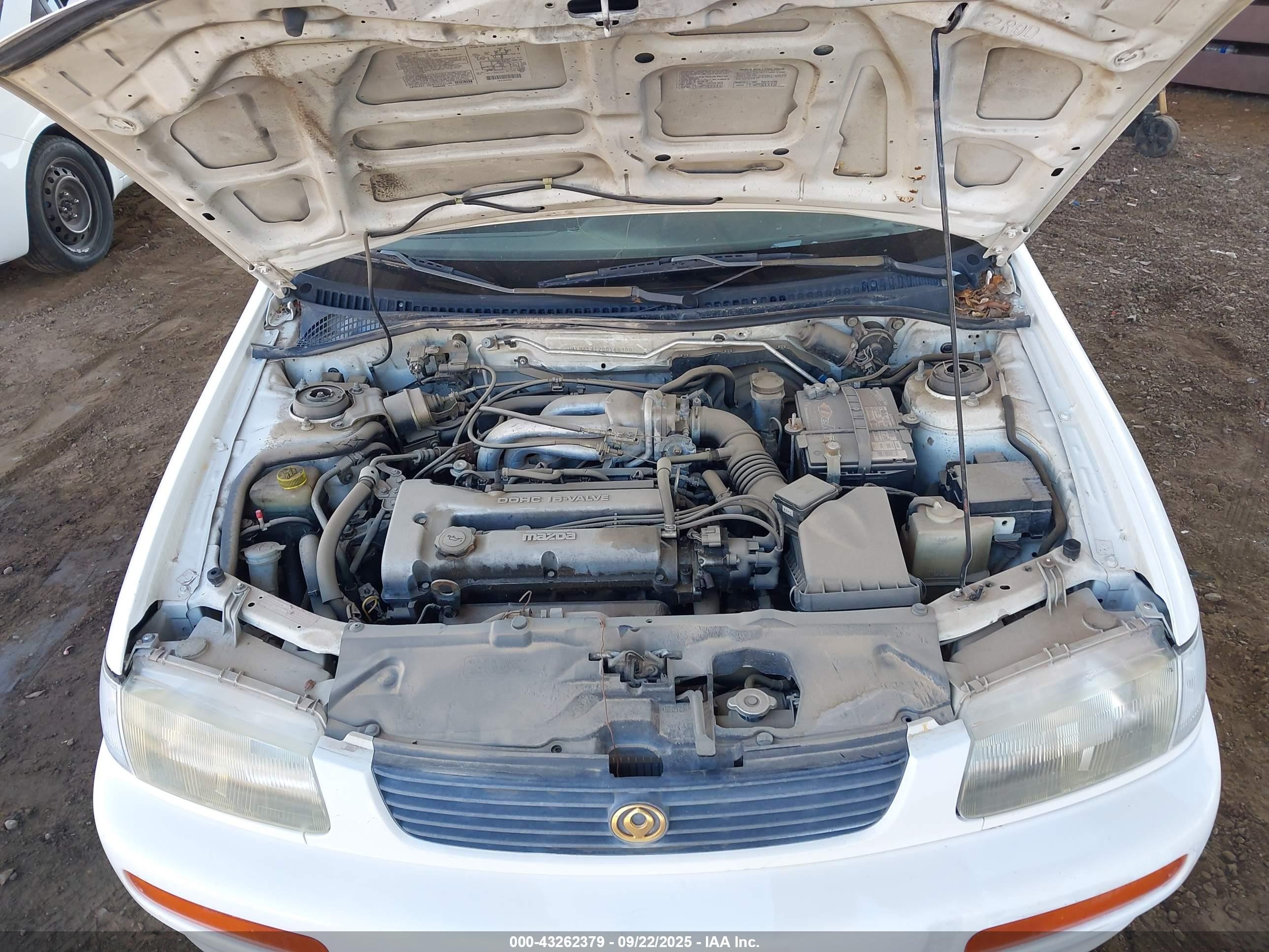 1995 Mazda Protege Dx/lx White vin: JM1BA1412S0165405