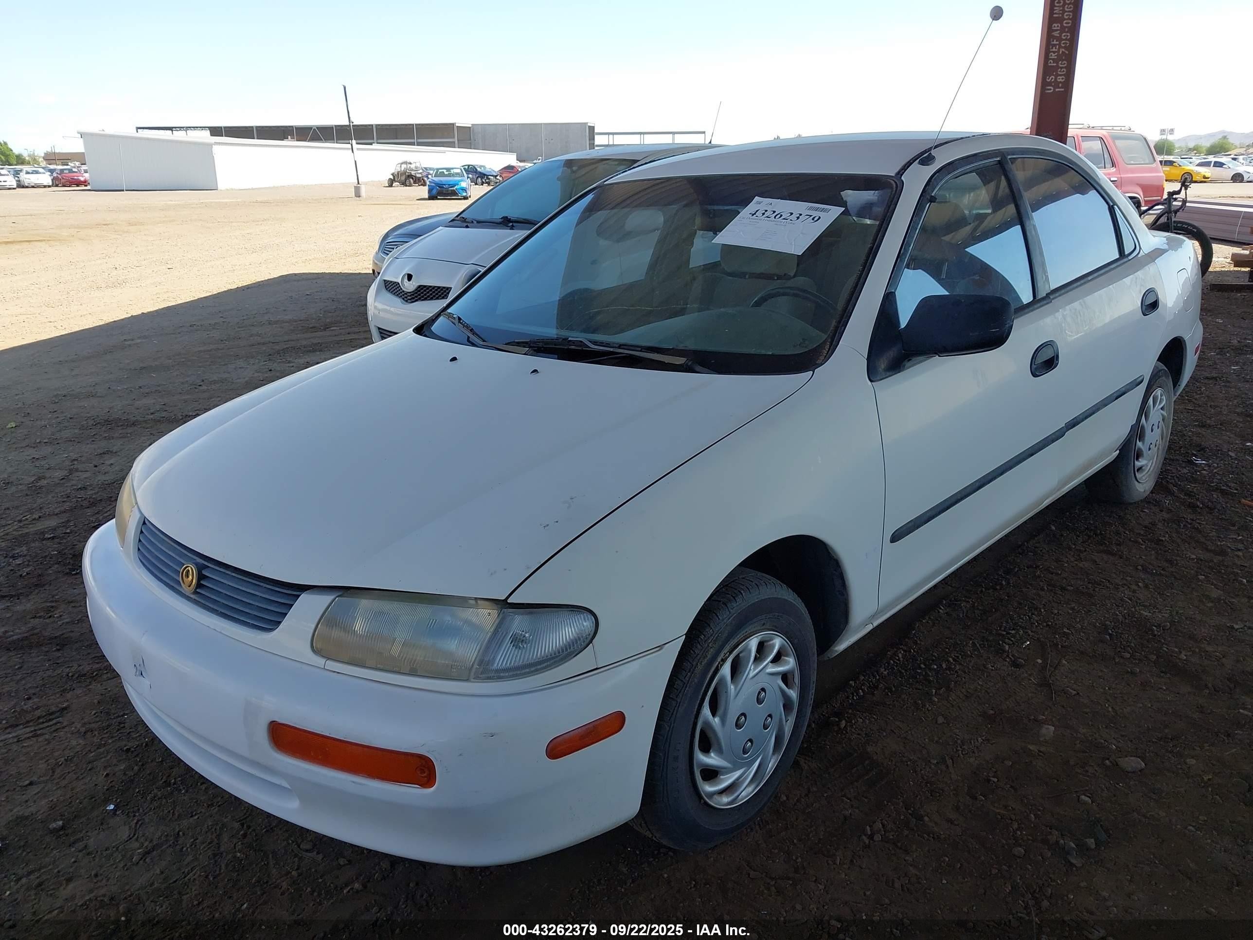 1995 Mazda Protege Dx/lx White vin: JM1BA1412S0165405